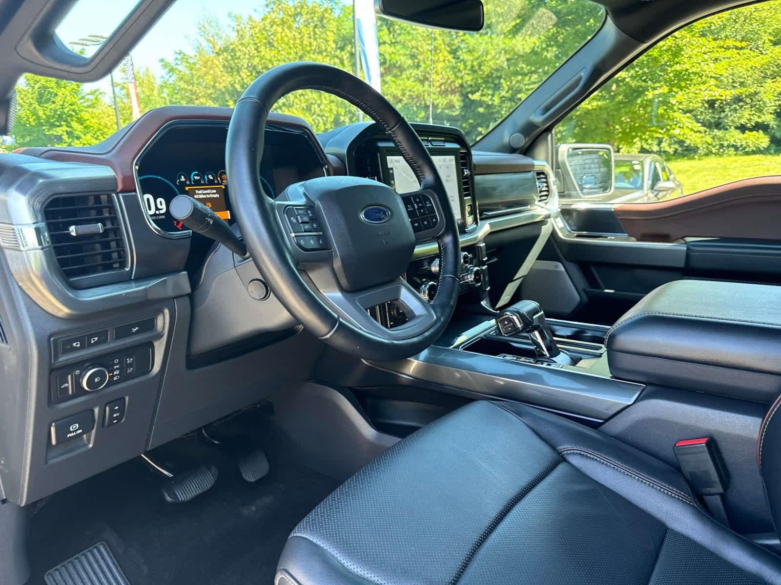 2022 Ford F-150 LARIAT 4WD SuperCrew 5.5 Box 18