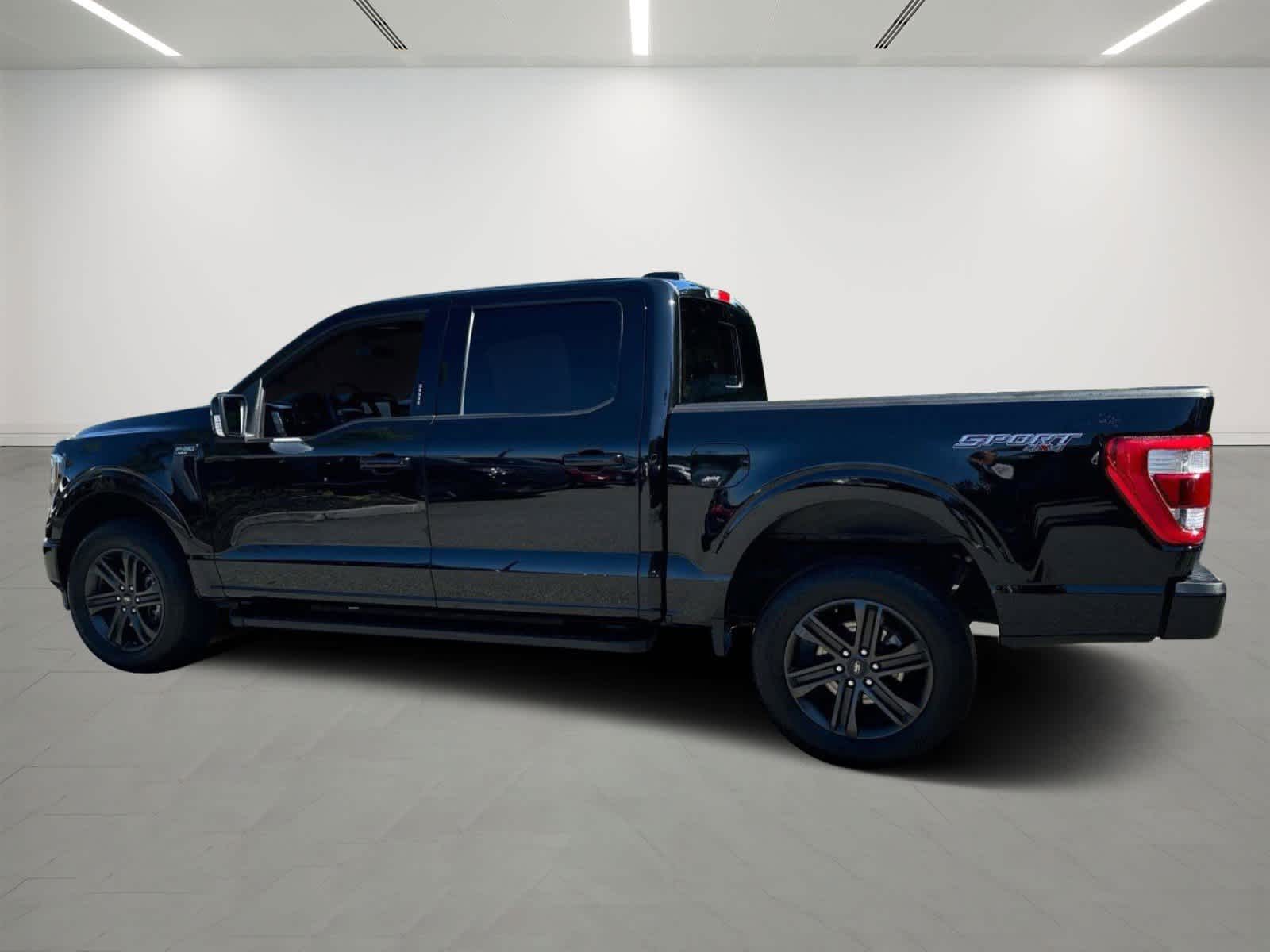 2022 Ford F-150 LARIAT 4WD SuperCrew 5.5 Box 3