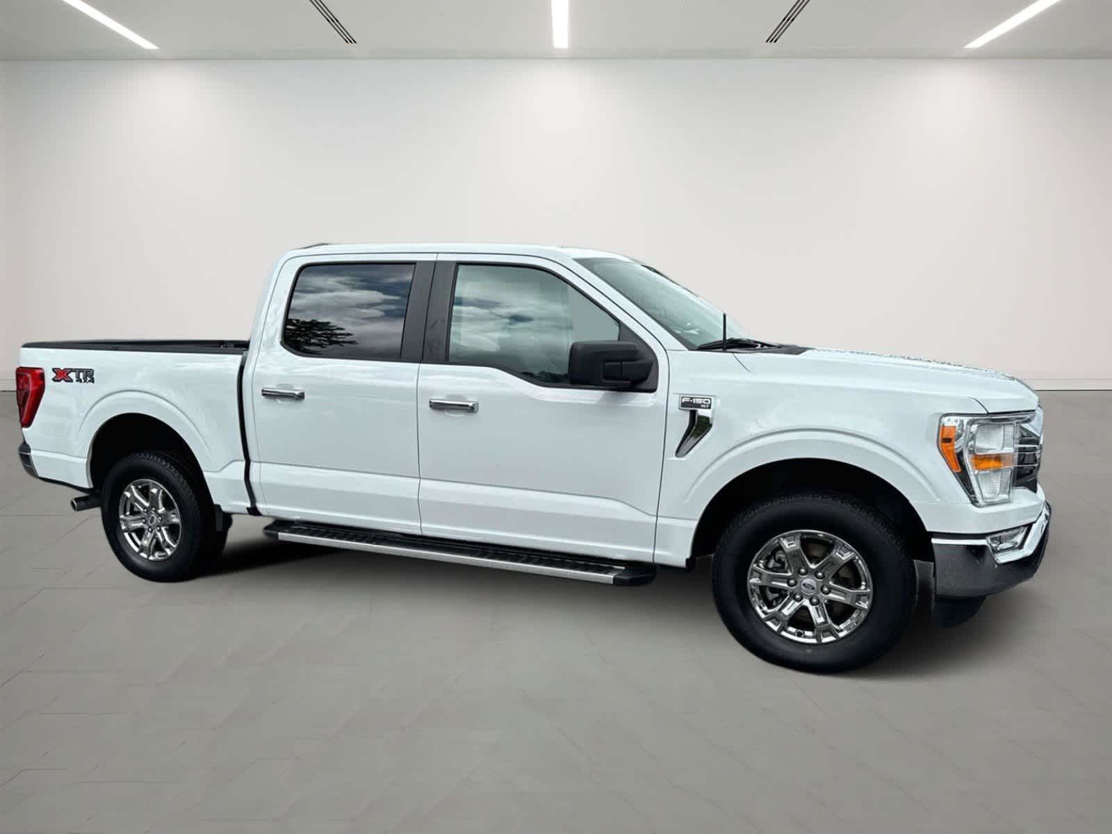 2023 Ford F-150 XLT 4WD SuperCrew 5.5 Box 6