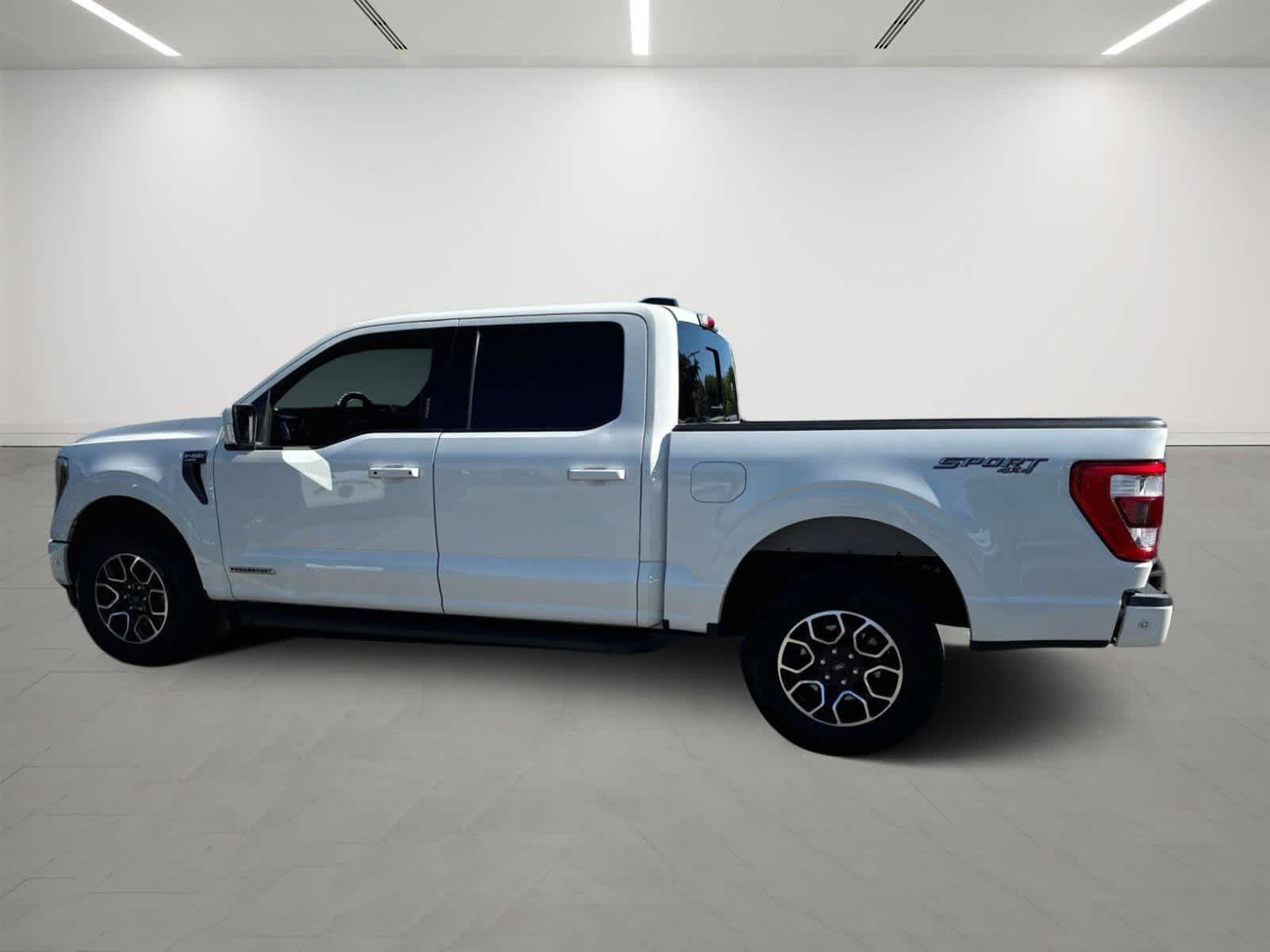 2022 Ford F-150 LARIAT 4WD SuperCrew 5.5 Box 3