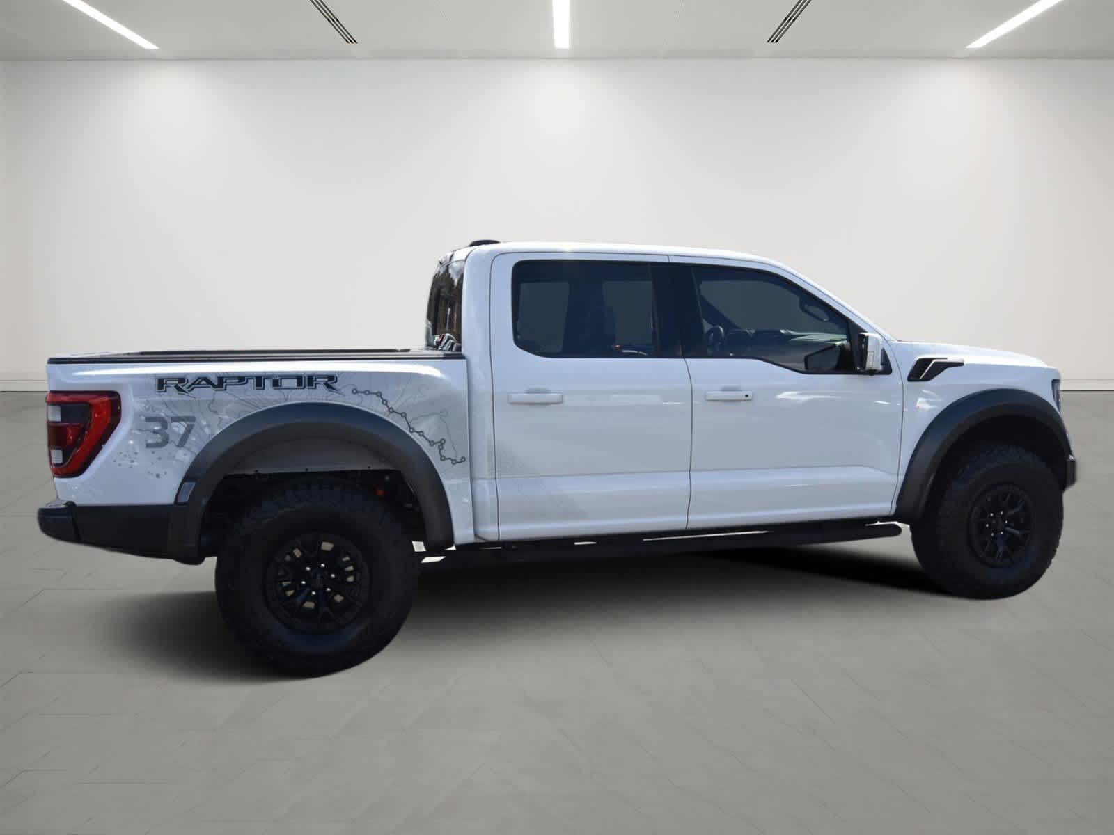 2023 Ford F-150 Raptor 4WD SuperCrew 5.5 Box 4