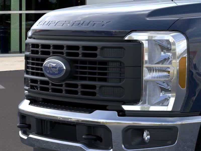 2024 Ford Super Duty F-350 SRW XL 4WD Reg Cab 8 Box 17