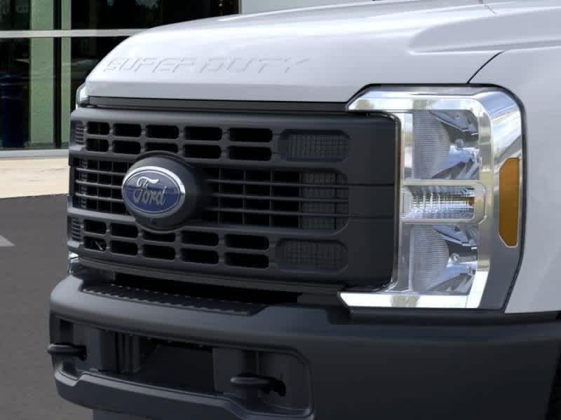 2024 Ford Super Duty F-350 SRW XL 4WD Reg Cab 8 Box 17