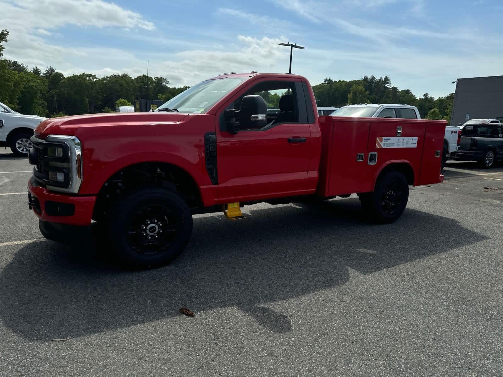 2024 Ford Super Duty F-350 SRW XL 4WD Reg Cab 8 Box 23