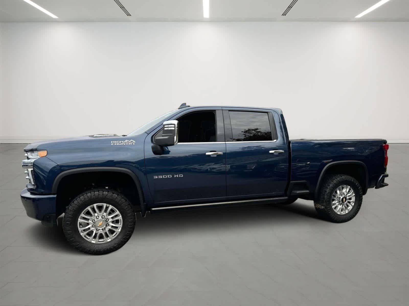 2023 Chevrolet Silverado 3500HD High Country 4WD Crew Cab 159 2