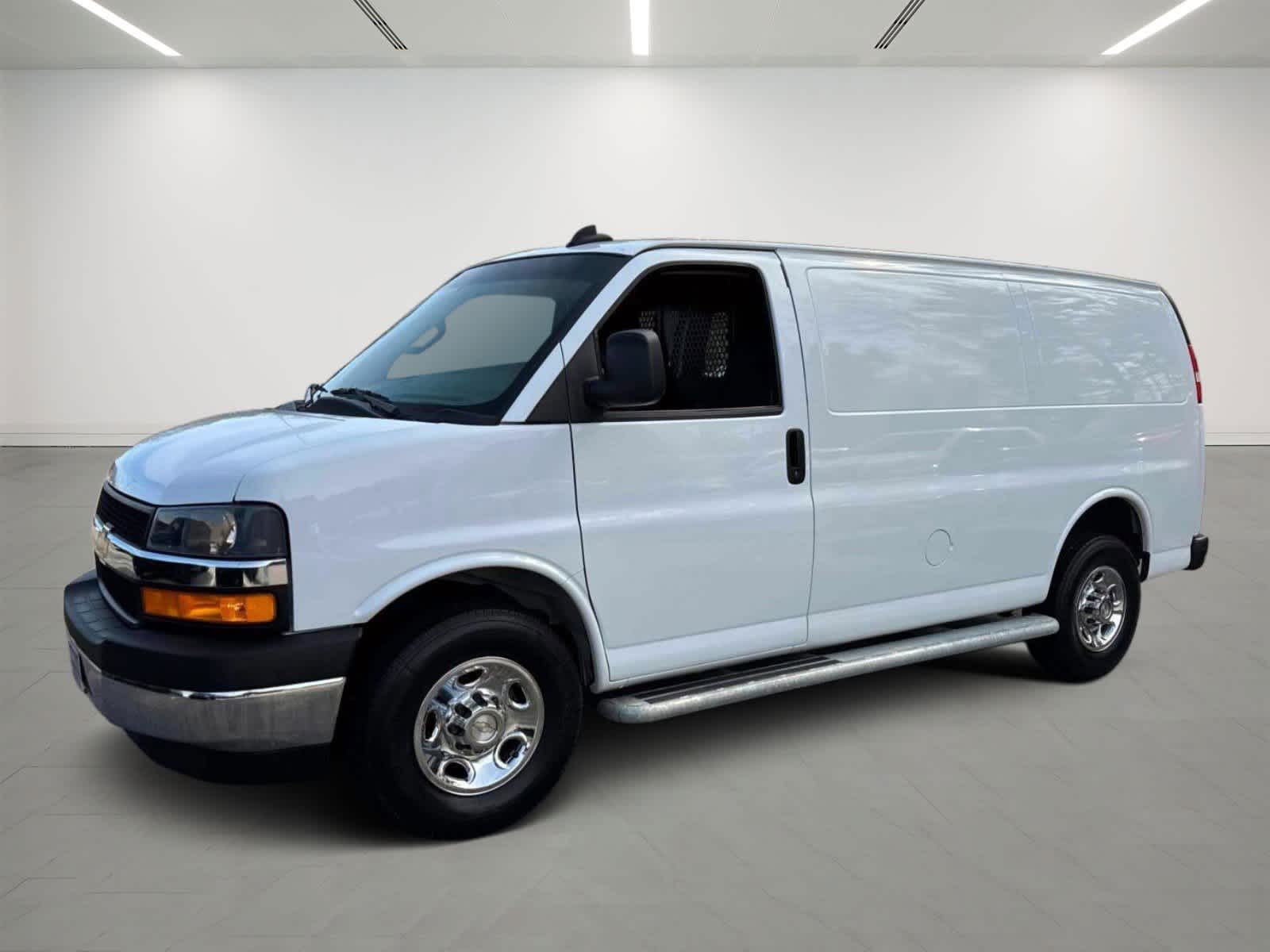 2024 Chevrolet Express Cargo 2500 RWD