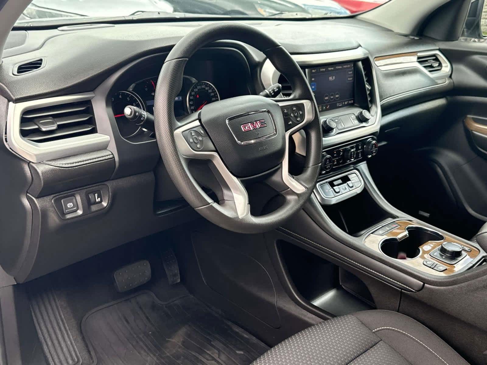 2023 GMC Acadia SLE 14