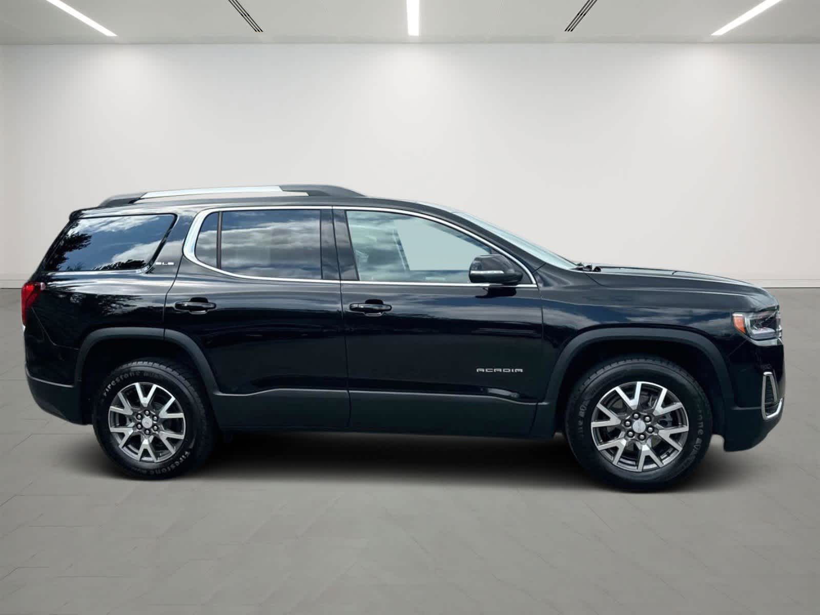 2023 GMC Acadia SLE 5