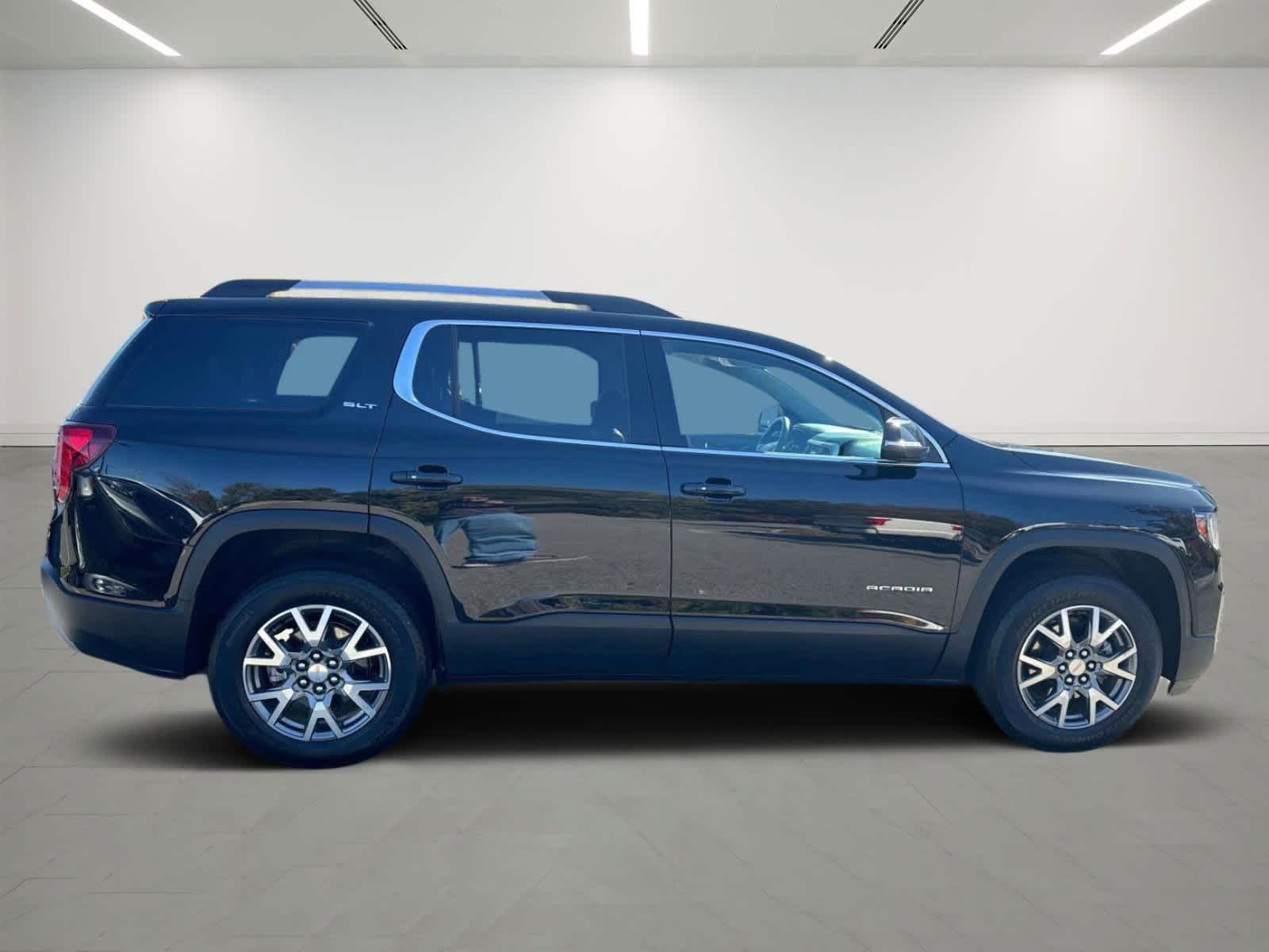 2023 GMC Acadia SLT 4