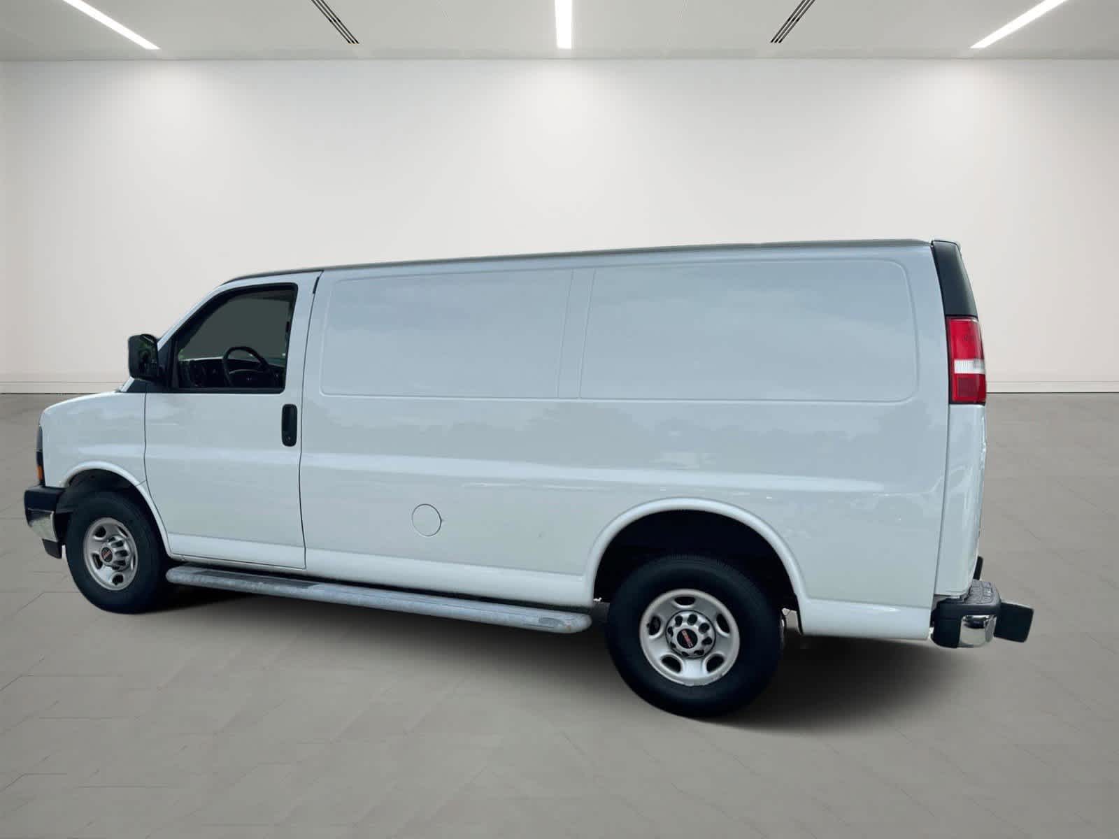 2021 GMC Savana G2500 3