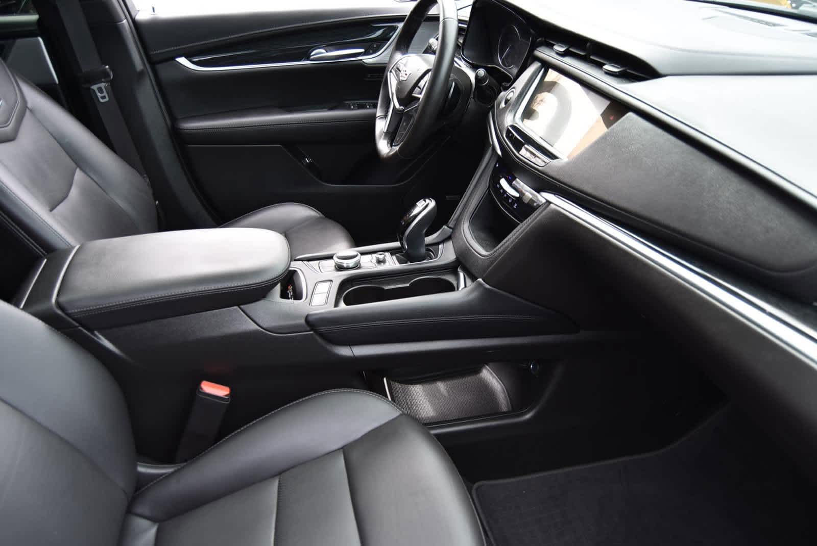 2021 Cadillac XT5 AWD Premium Luxury 8