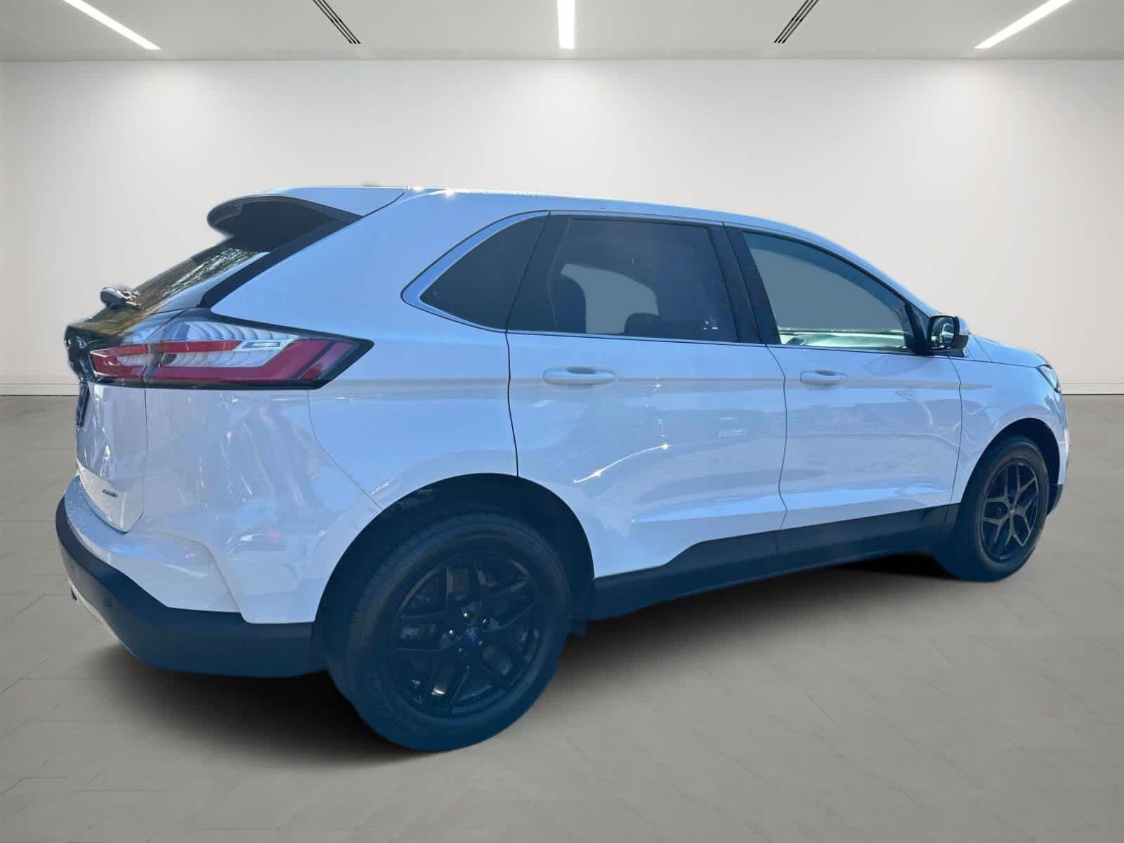 2022 Ford Edge SEL 4