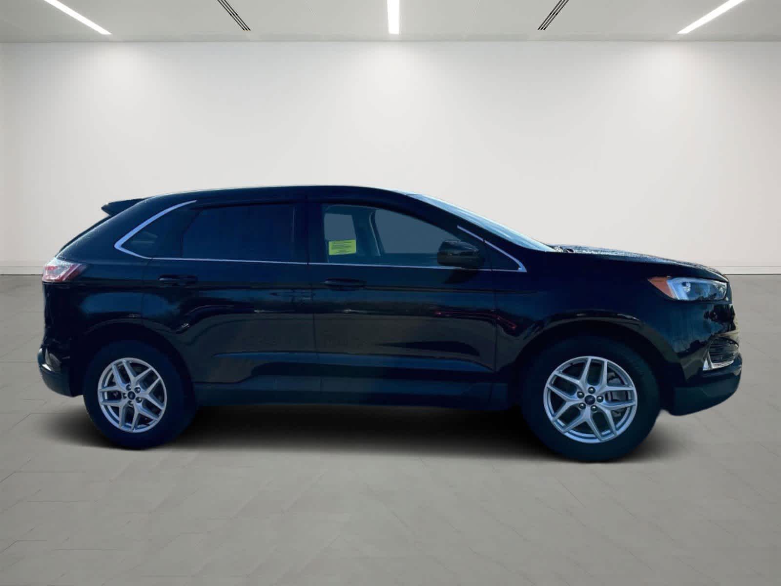 2022 Ford Edge SEL 5