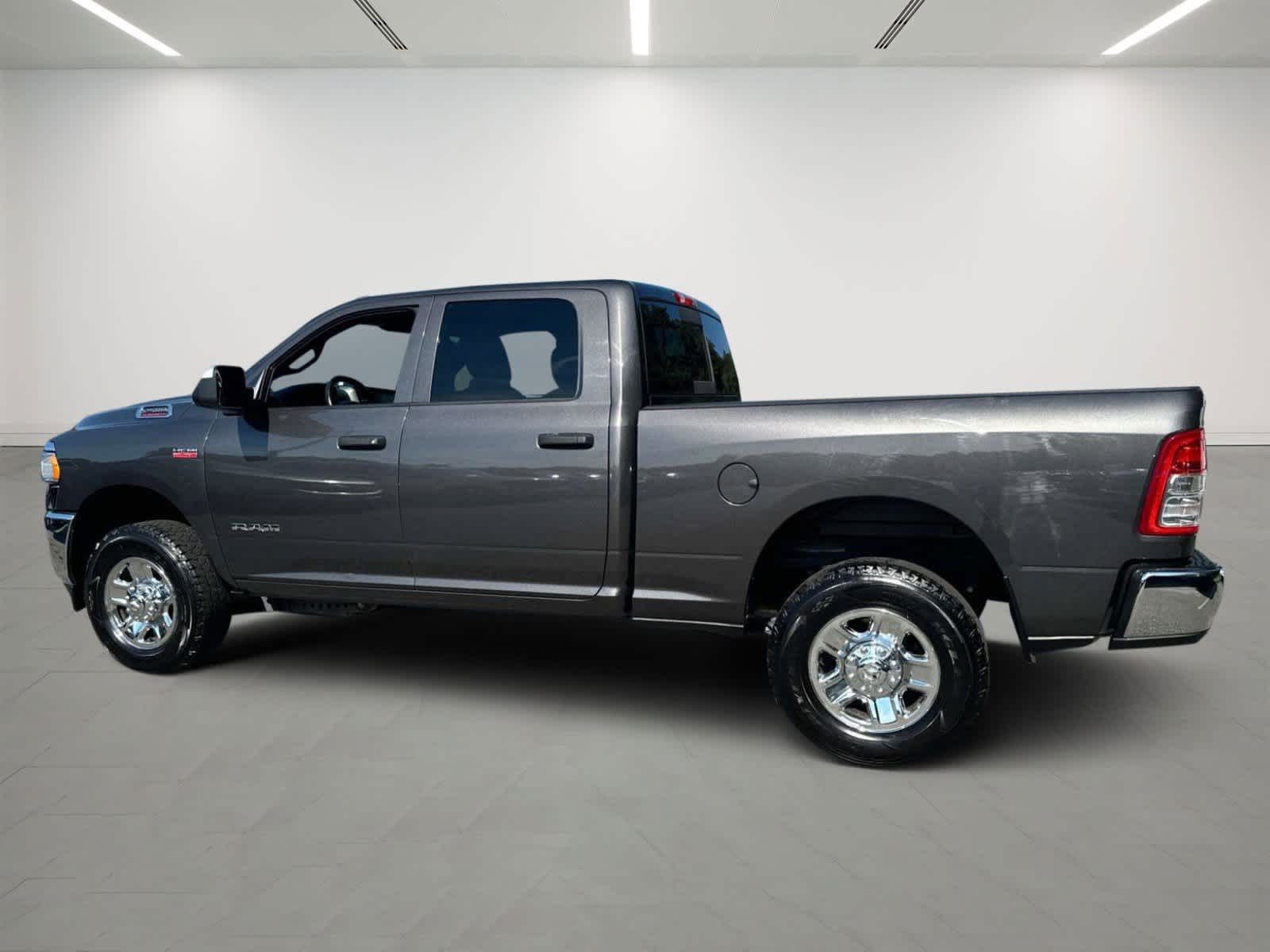 2022 Ram 2500 Tradesman 4x4 Crew Cab 64 Box 3