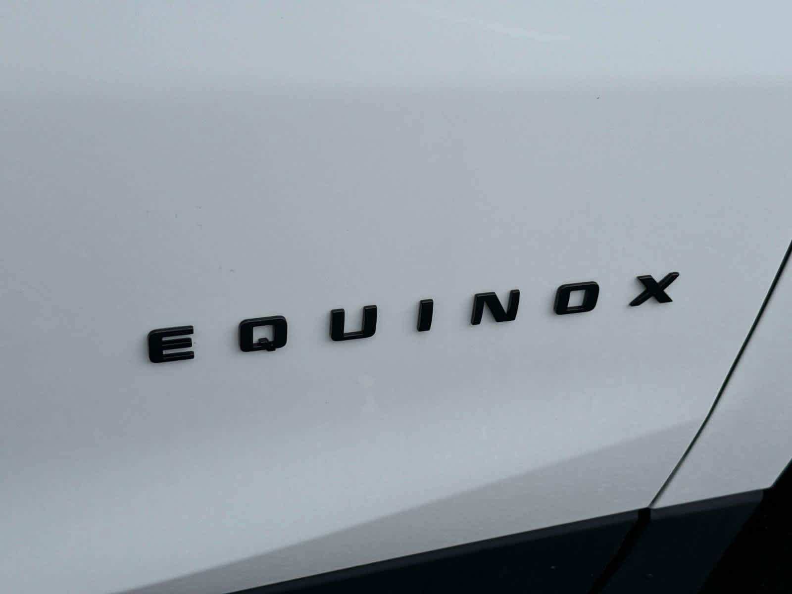 2023 Chevrolet Equinox RS 8