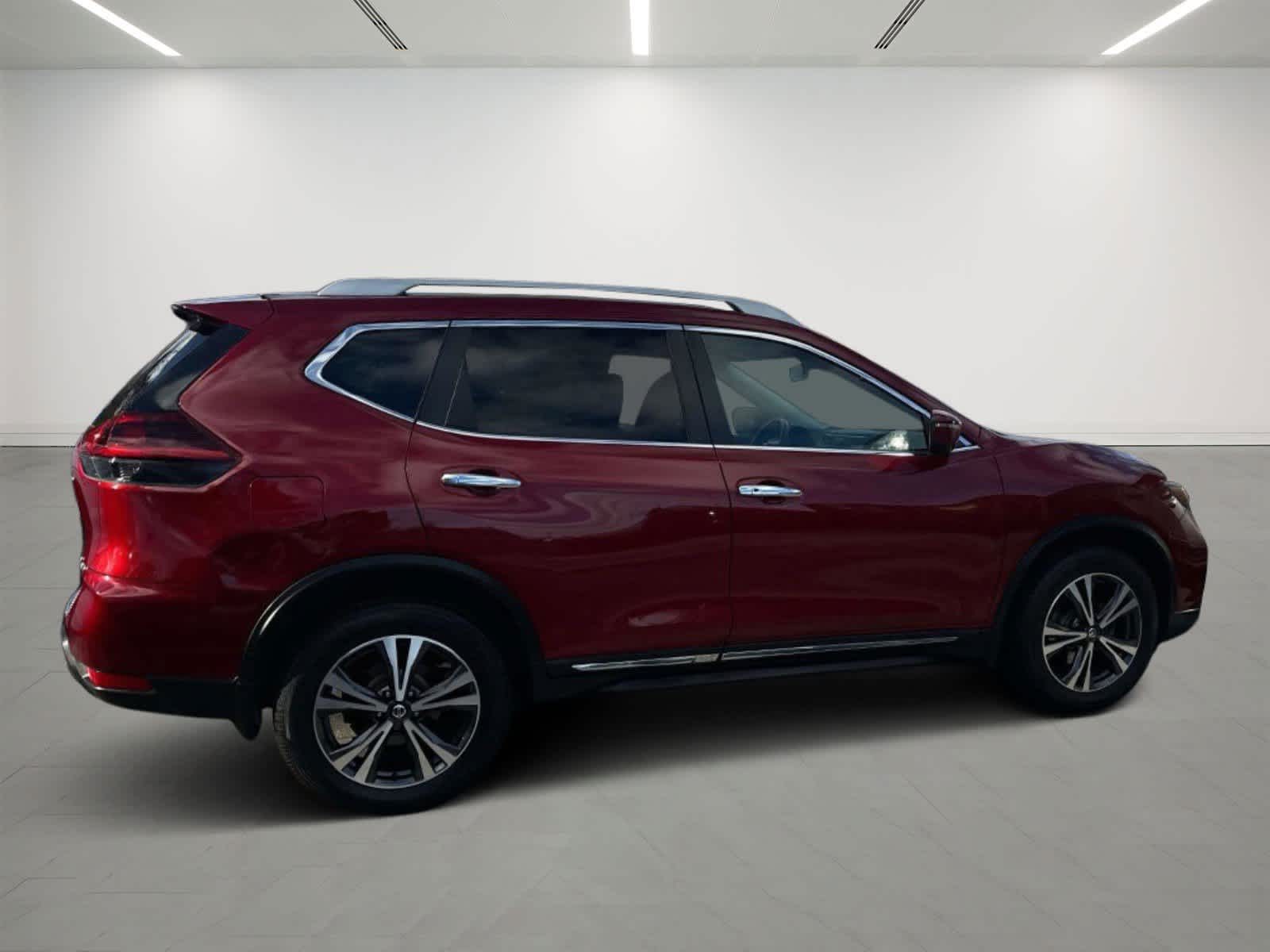 2018 Nissan Rogue SL 4