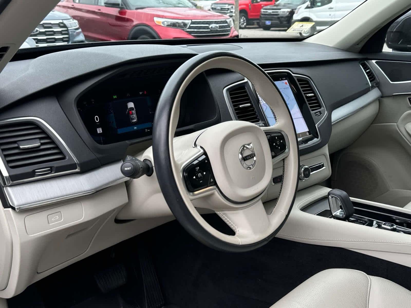 2023 Volvo XC90 Core 16