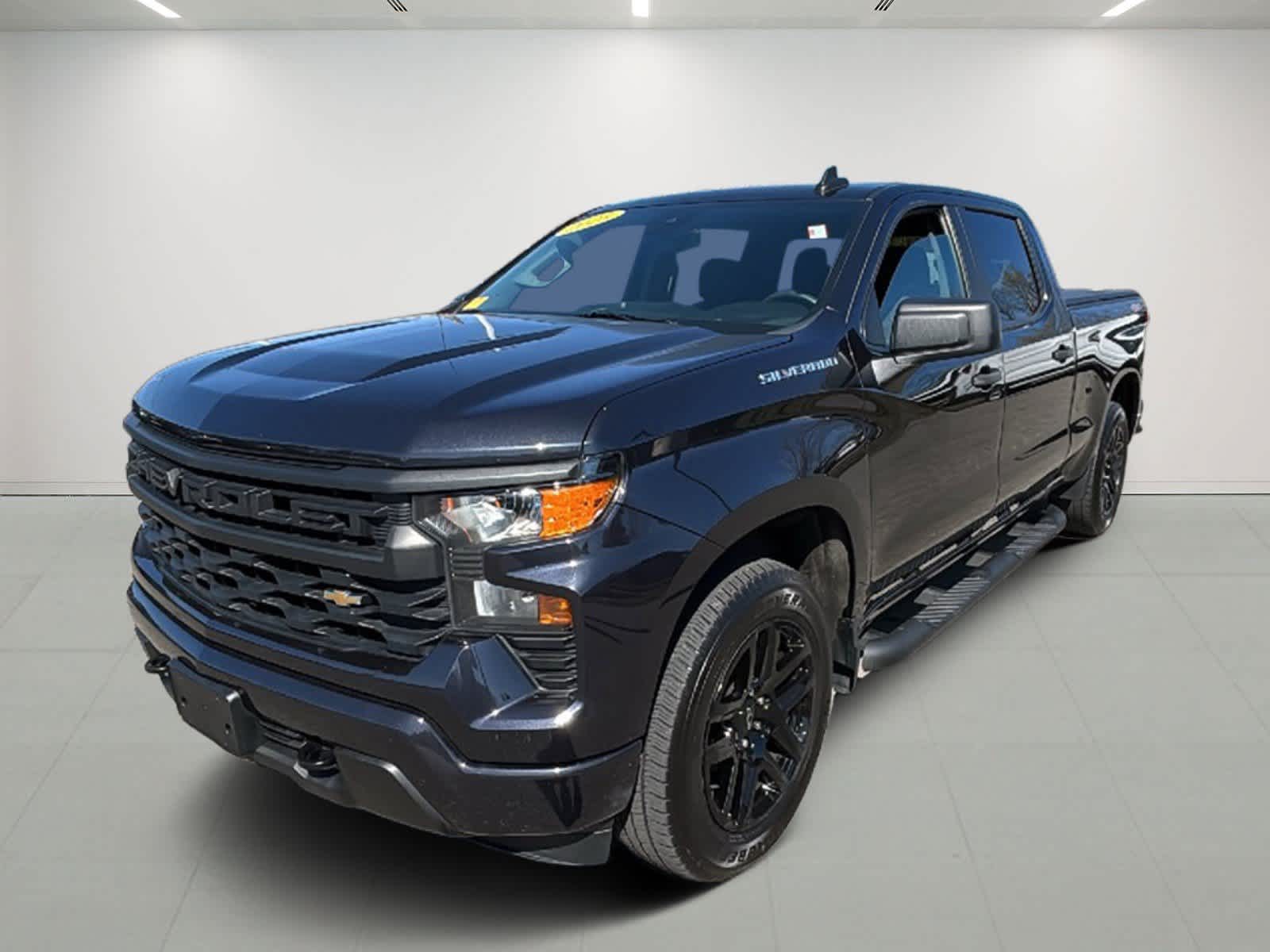 Dark Ash Metallic 2023 Chevrolet Silverado 1500 Pickup Truck Four-Wheel Drive 8-Speed Automatic