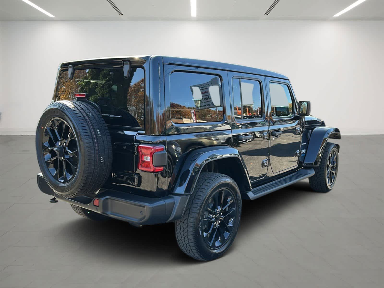 2021 Jeep Wrangler 4xe Unlimited Sahara 4