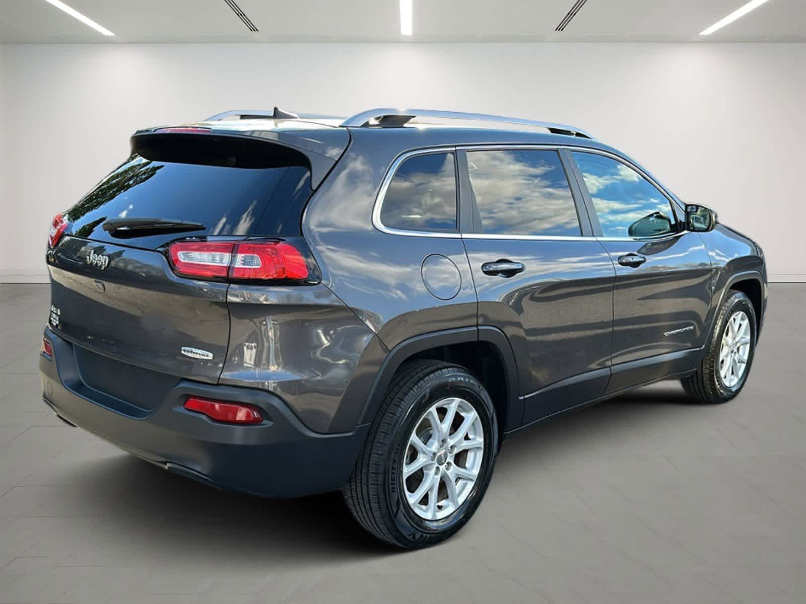 2016 Jeep Cherokee Latitude 4