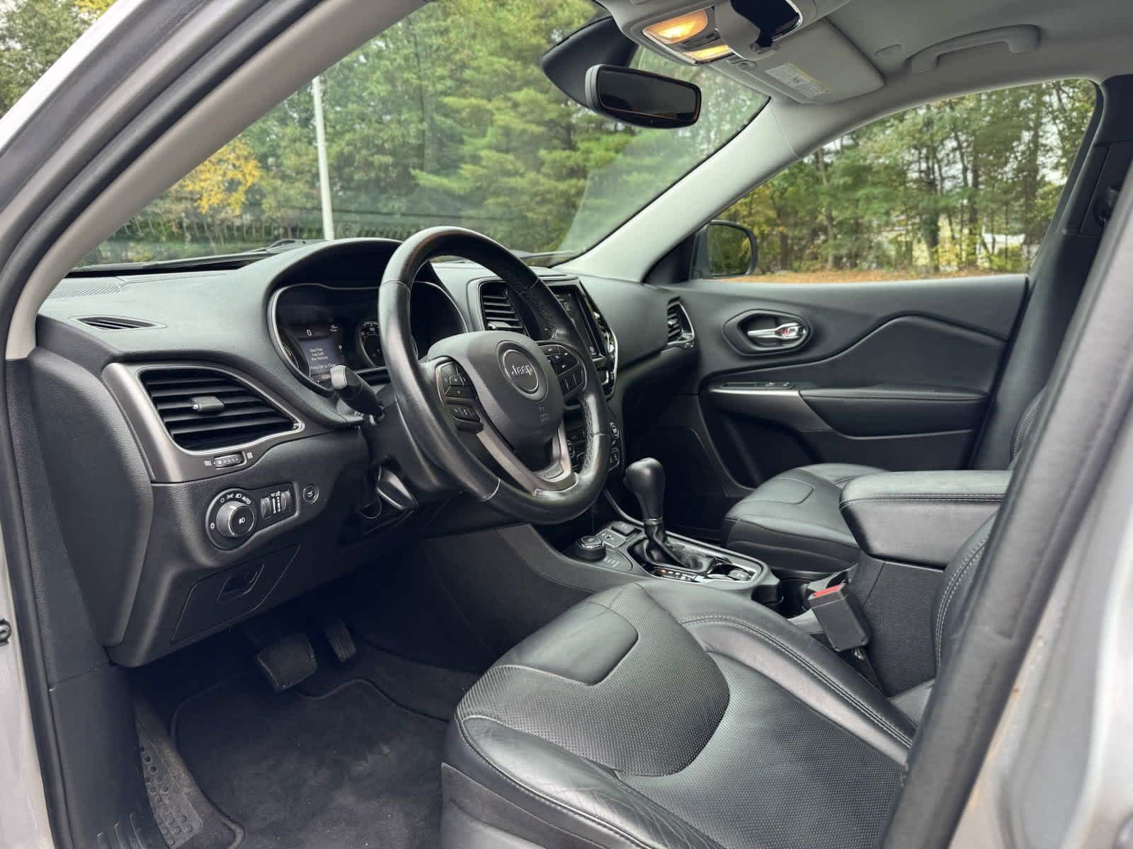 2020 Jeep Cherokee Limited 8