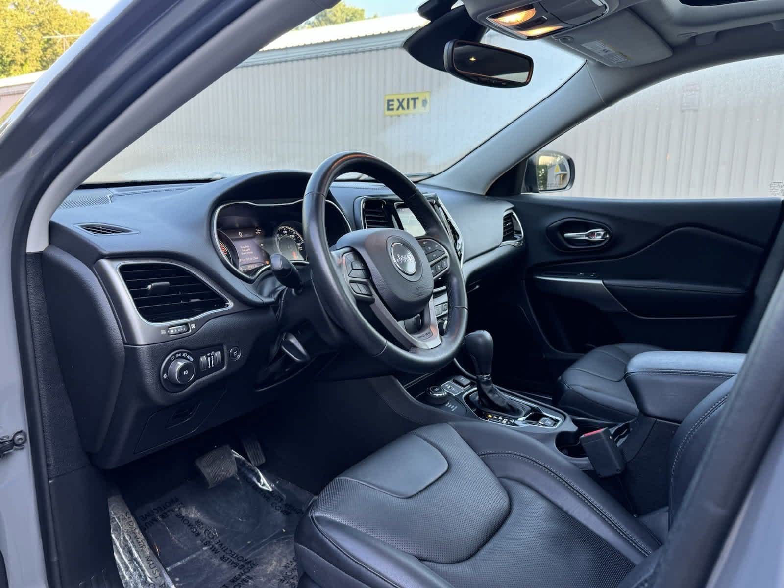 2021 Jeep Cherokee Limited 8