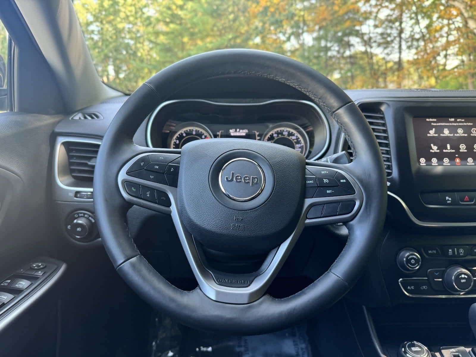 2019 Jeep Cherokee Latitude Plus 14