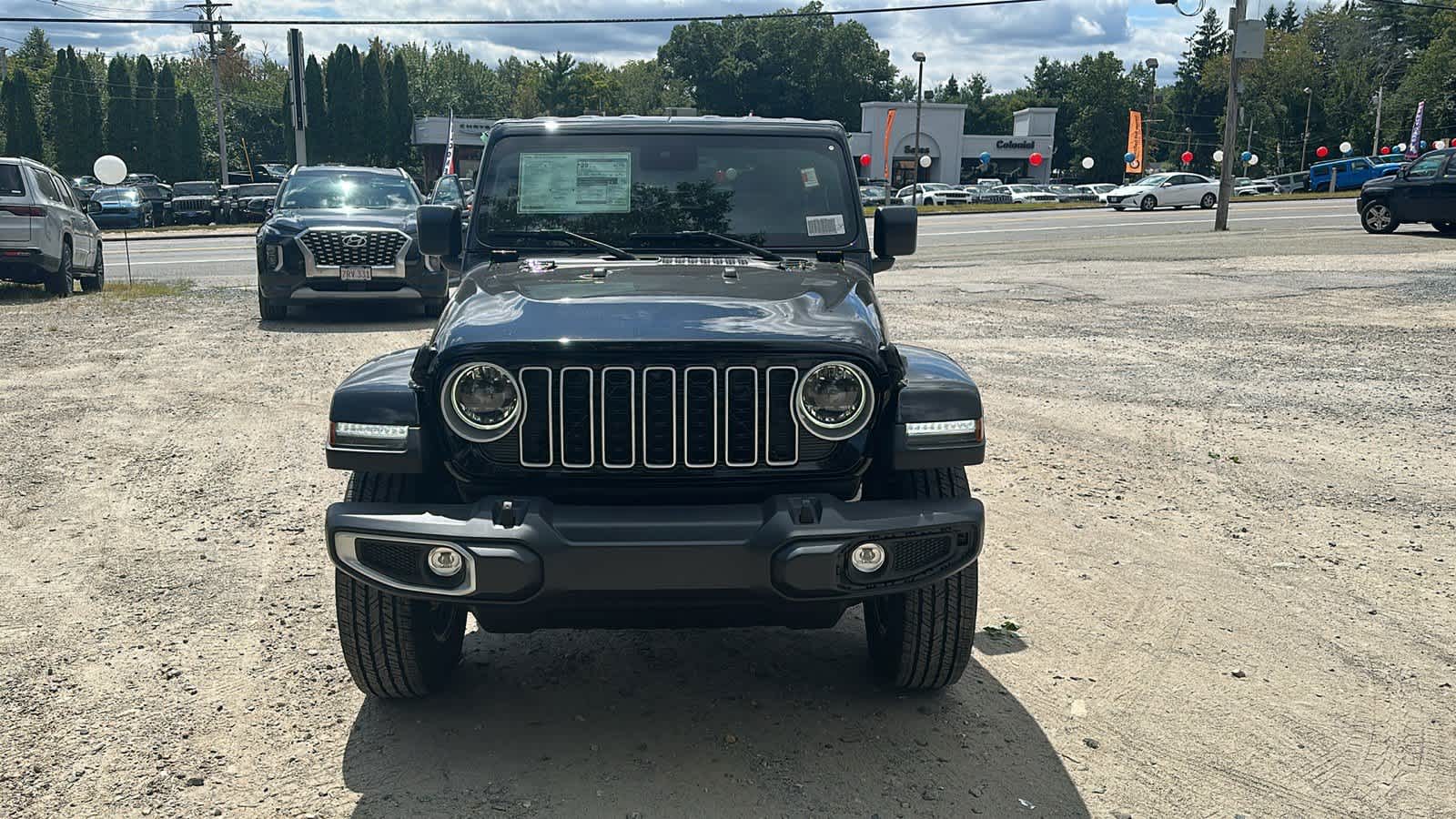 2024 Jeep Wrangler Sahara 6