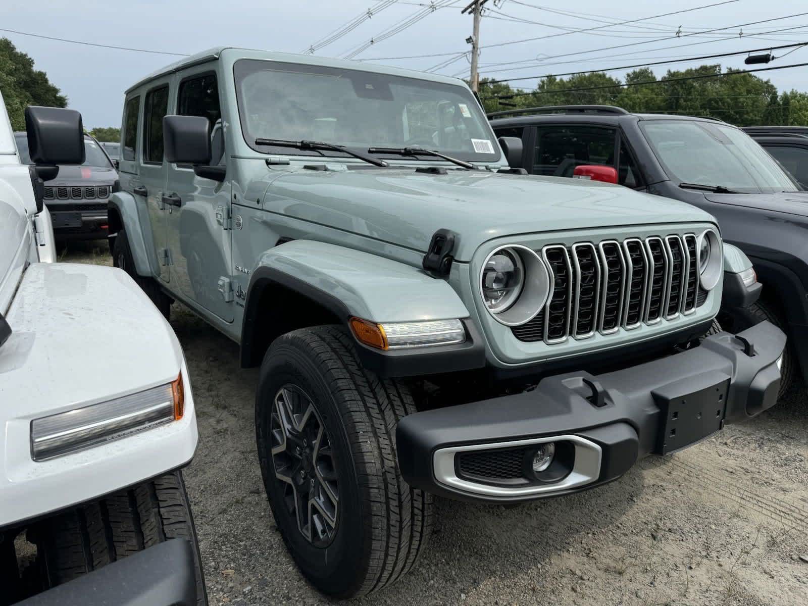 2024 Jeep Wrangler Sahara 5