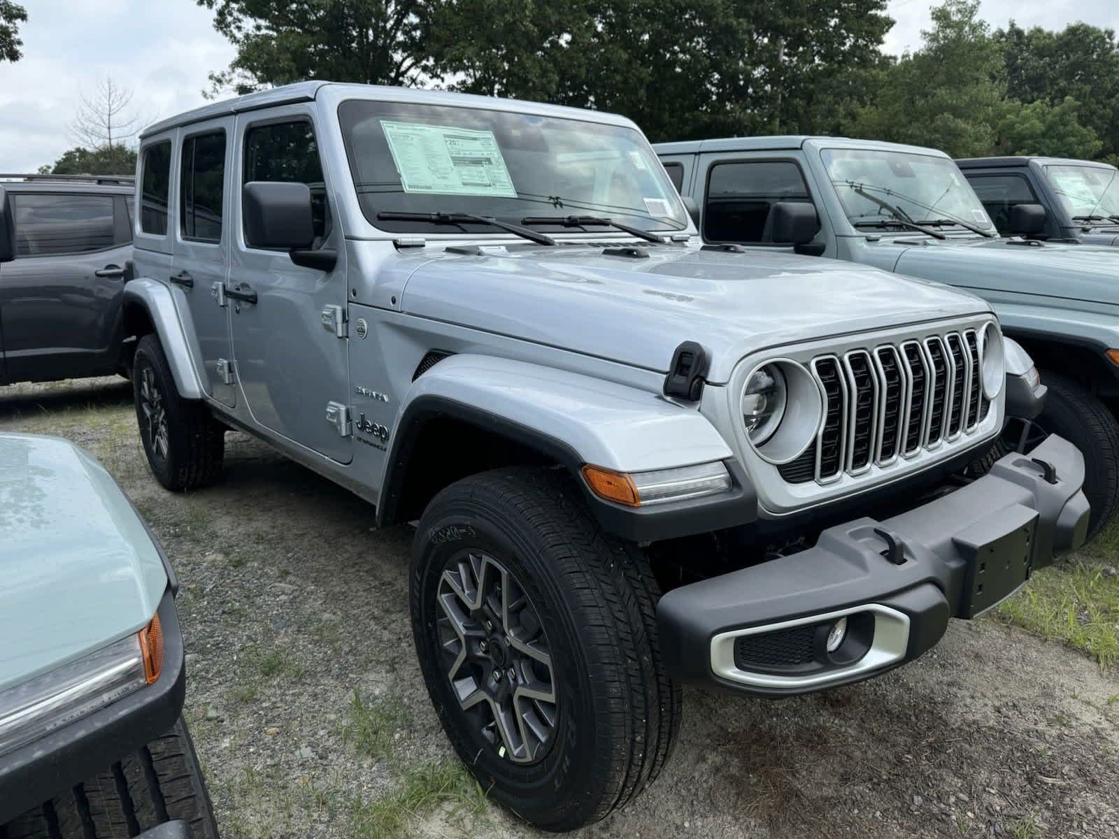 2024 Jeep Wrangler Sahara 5