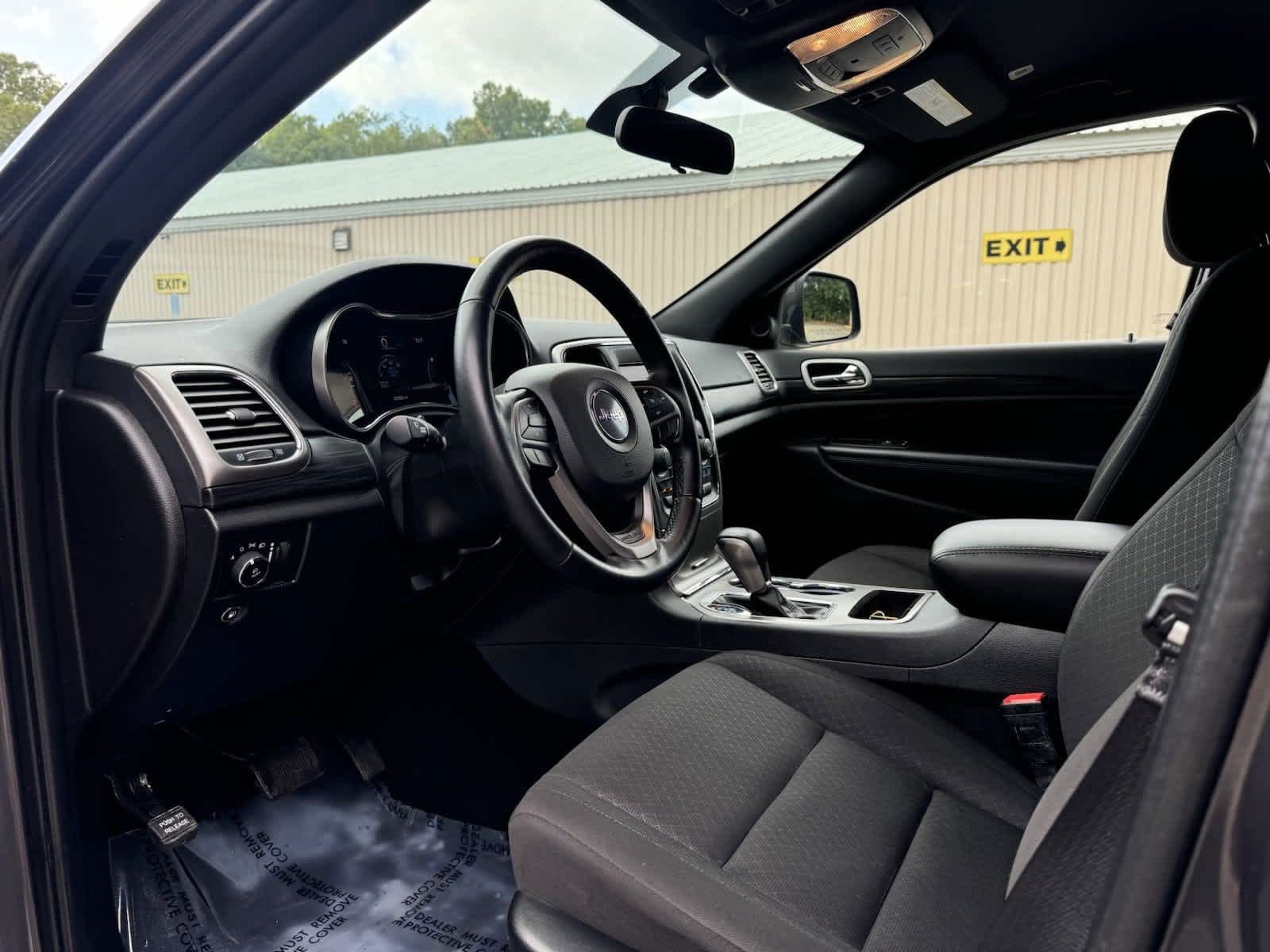 2021 Jeep Grand Cherokee Laredo E 7