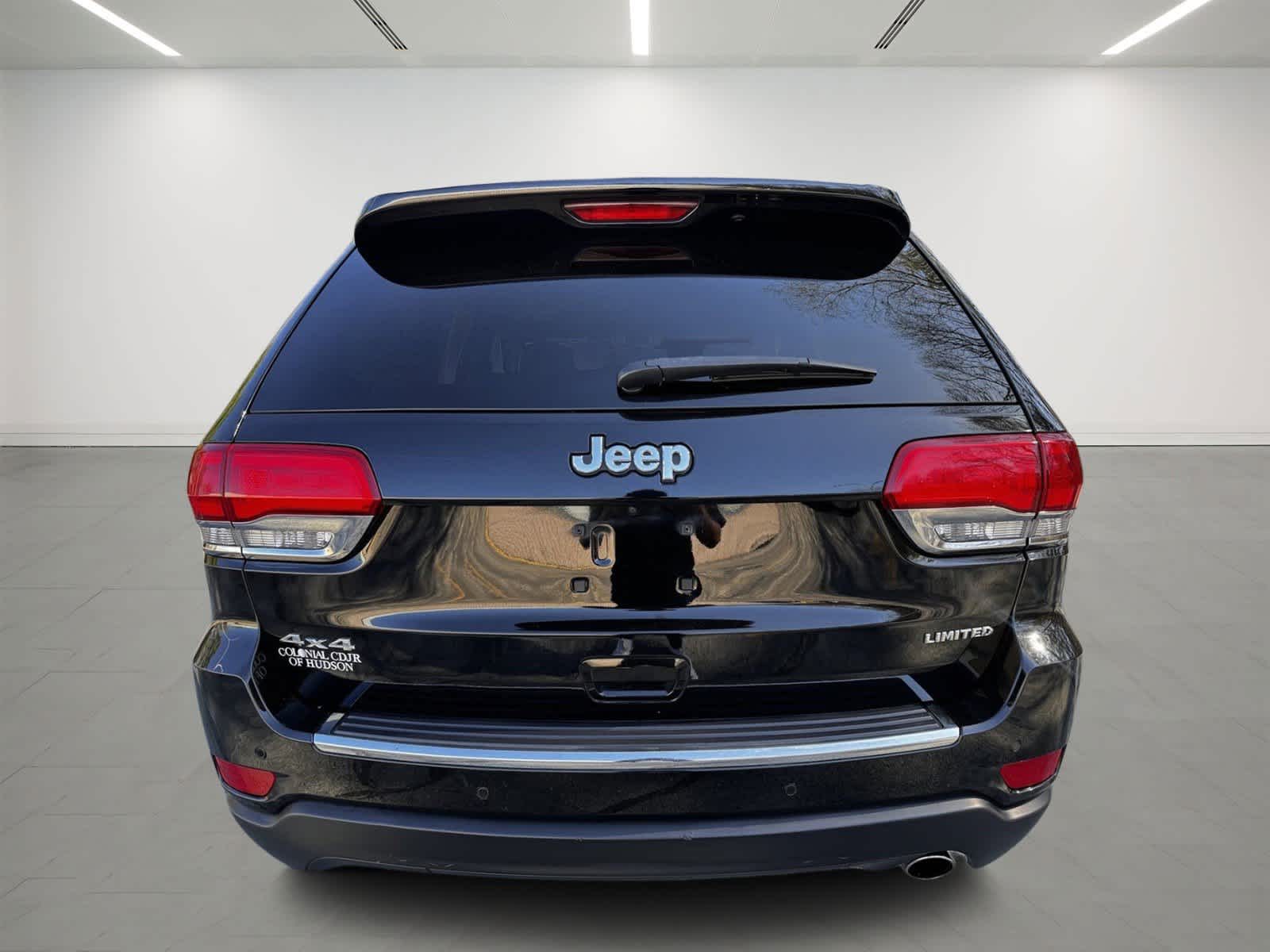 2019 Jeep Grand Cherokee Limited 3