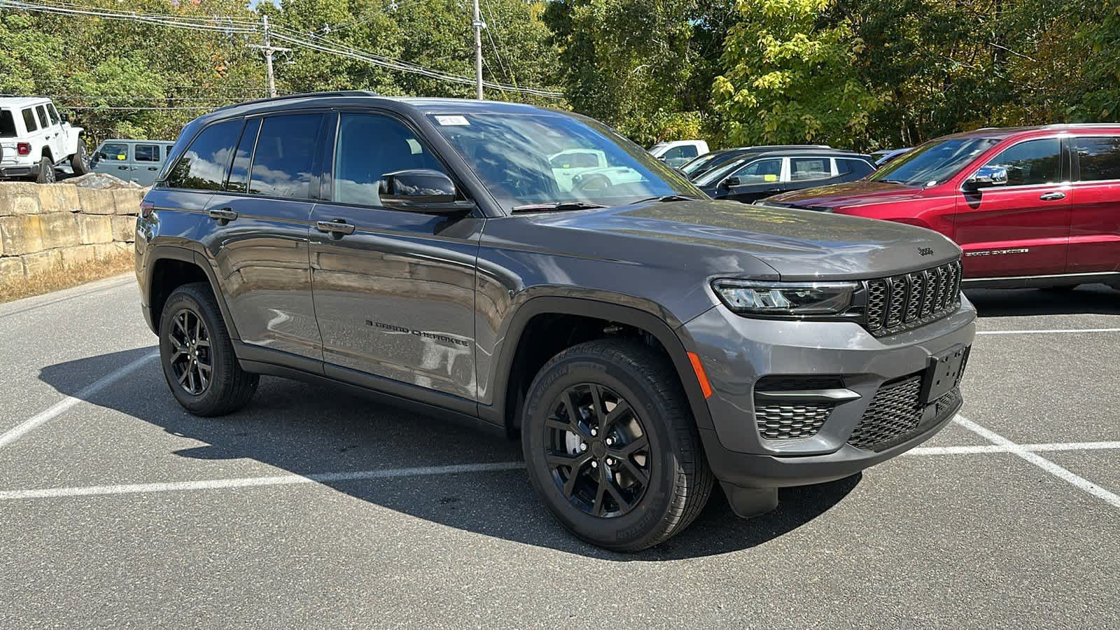 2024 Jeep Grand Cherokee Altitude 5