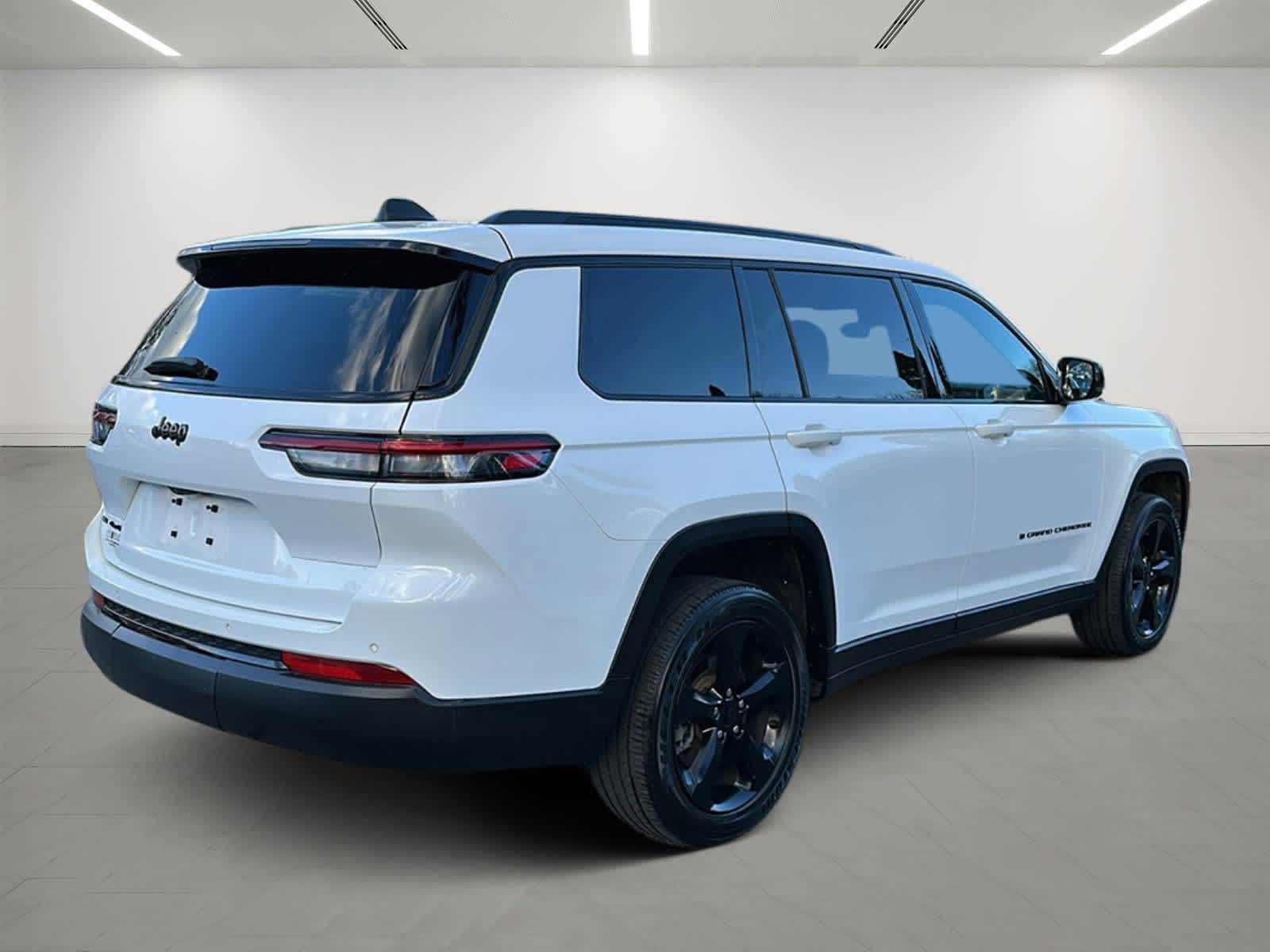 2023 Jeep Grand Cherokee L Altitude 4