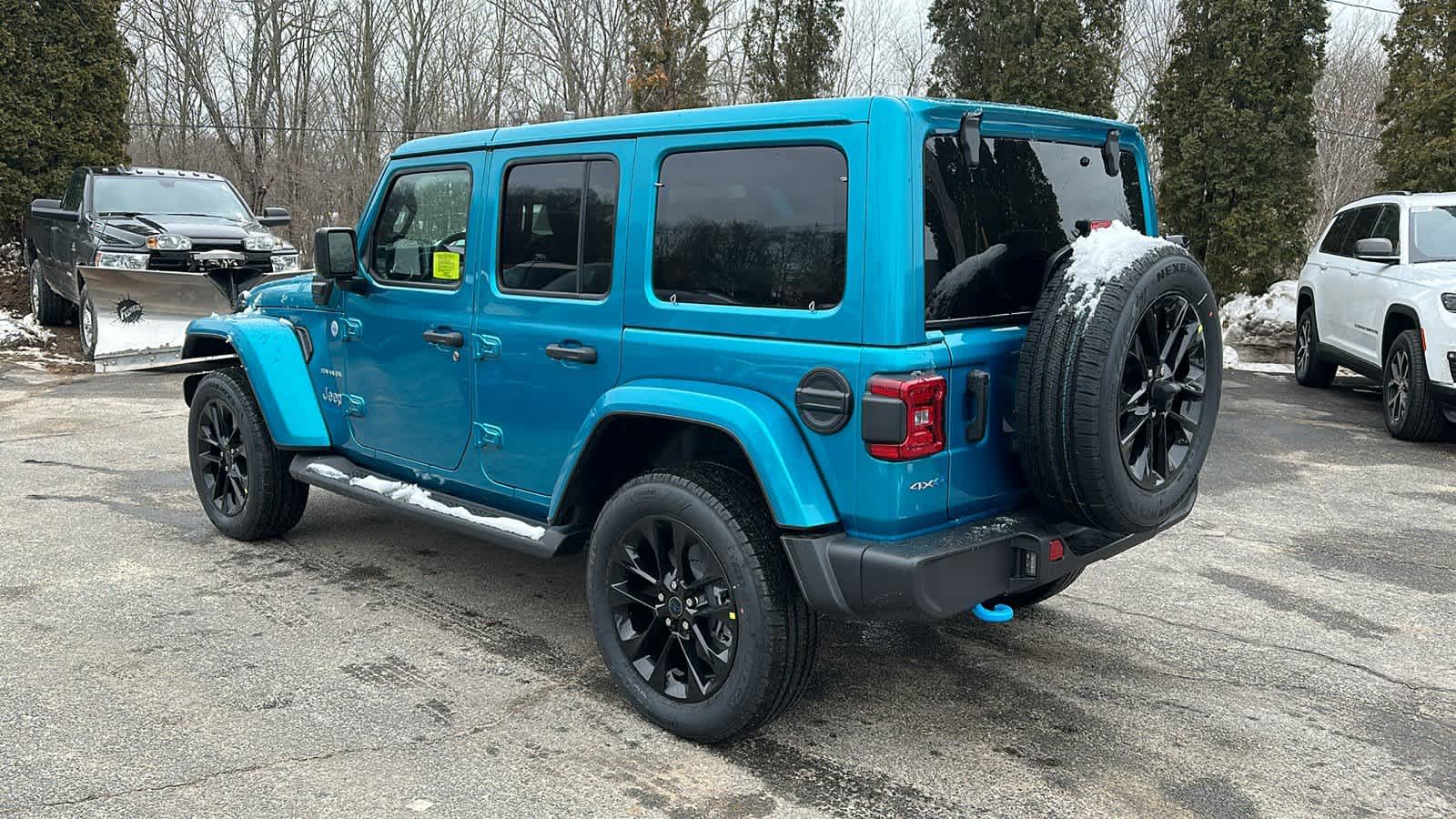 2024 Jeep Wrangler 4xe Sahara 2