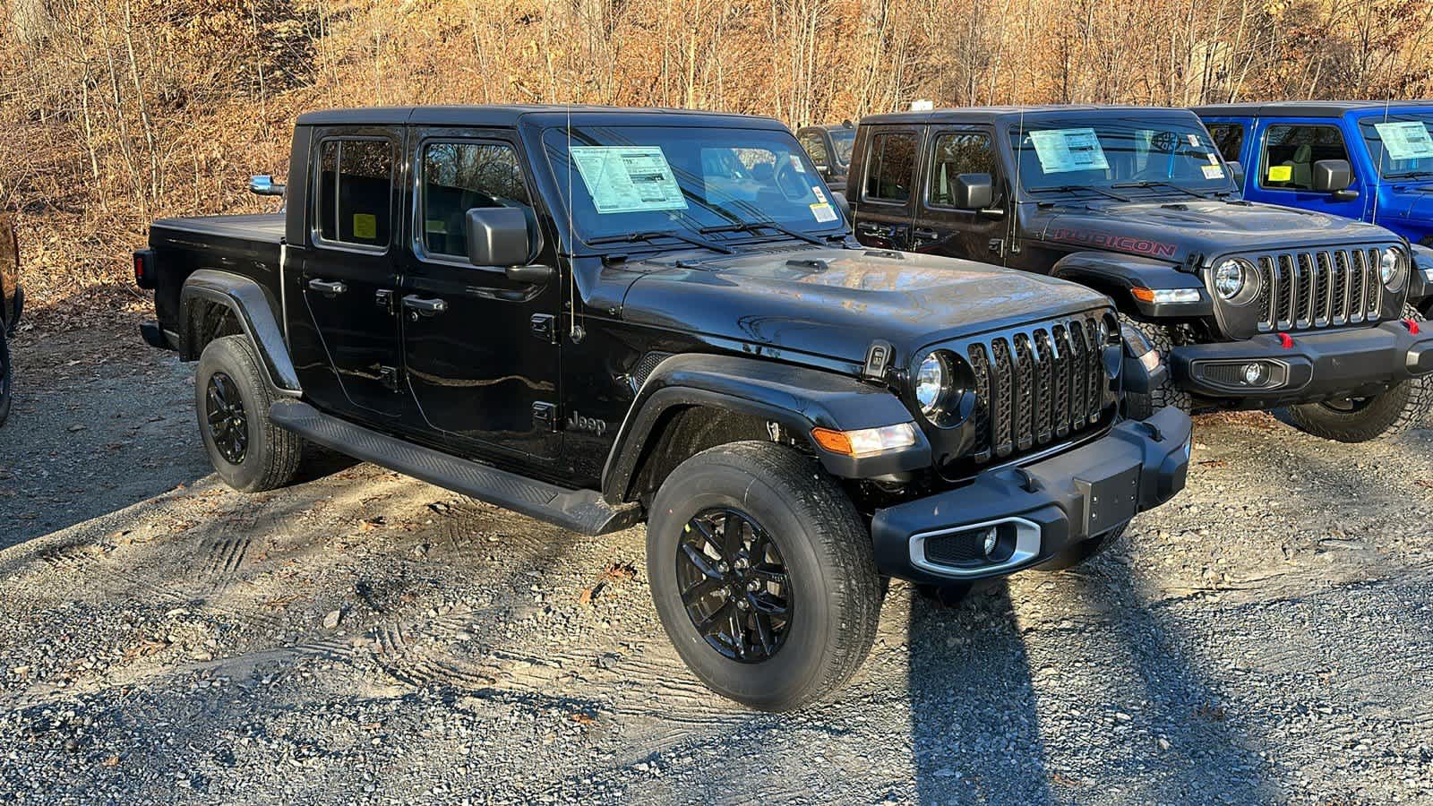 2023 Jeep Gladiator Sport S 4x4 5