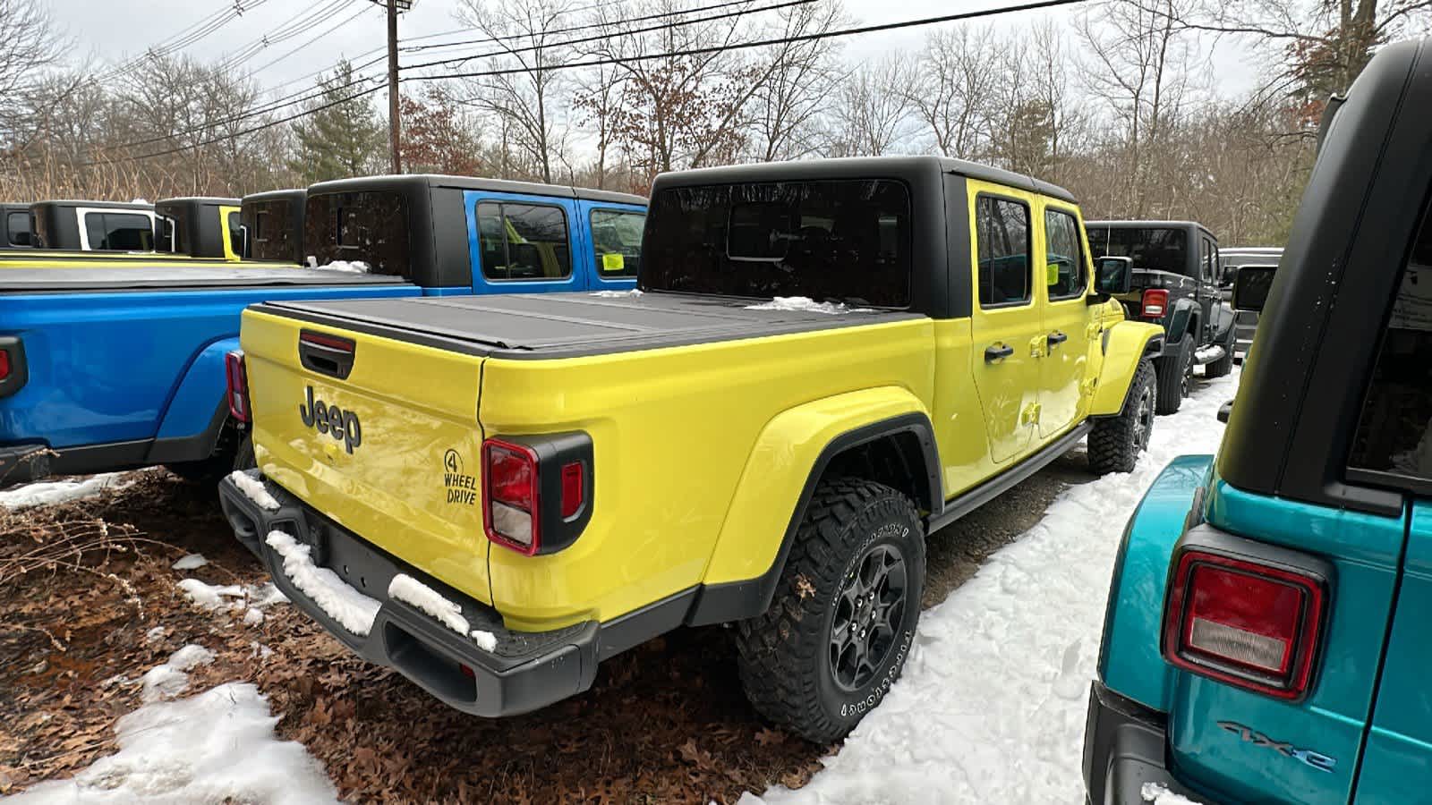 2023 Jeep Gladiator Willys 4x4 4