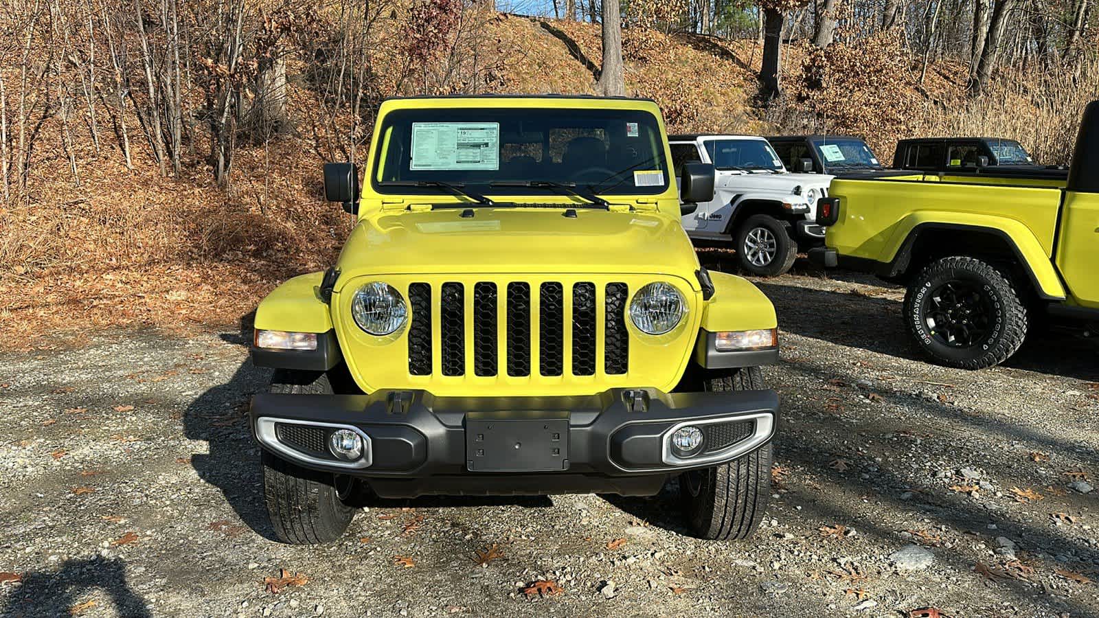 2023 Jeep Gladiator Sport S 4x4 6