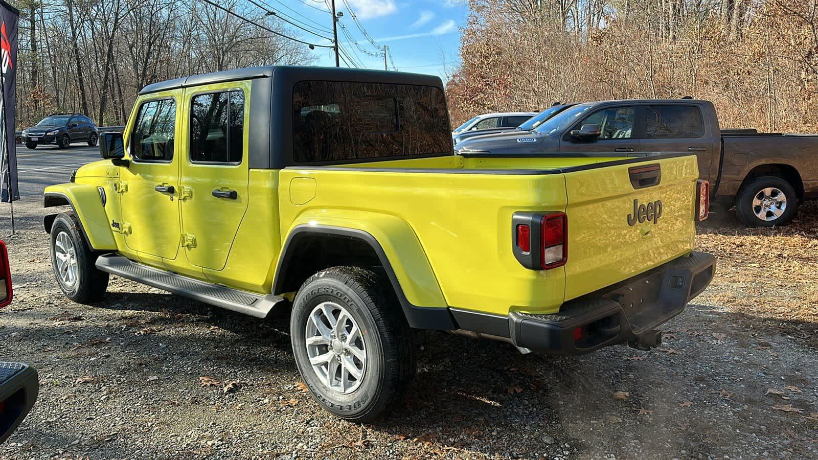 2023 Jeep Gladiator Sport S 4x4 2