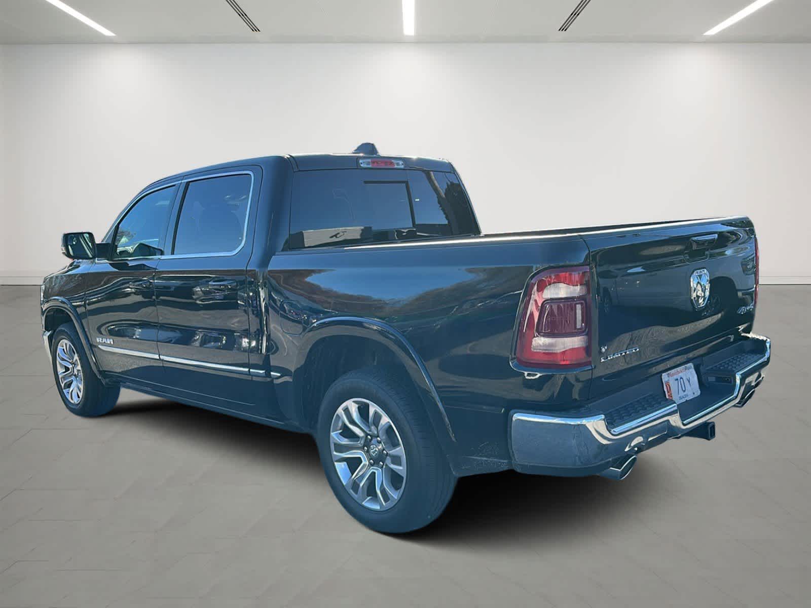 2024 Ram 1500 Limited 4x4 Crew Cab 57 Box 2