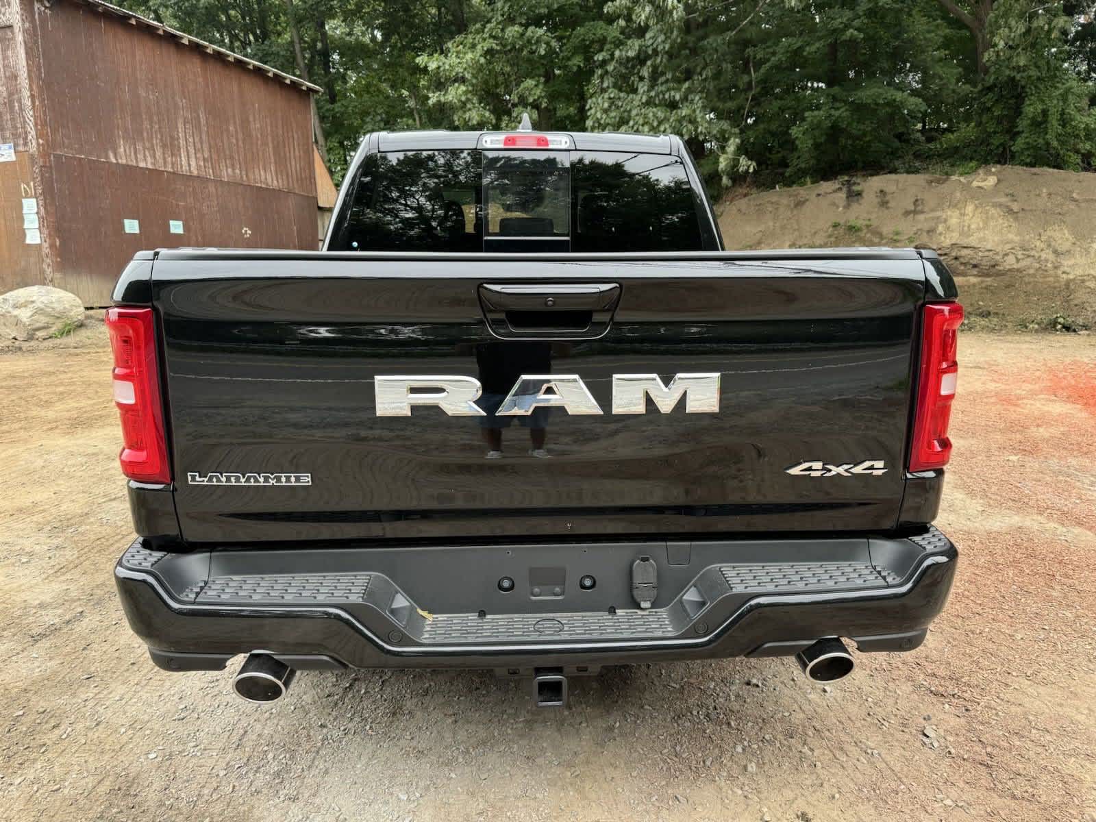 2025 Ram 1500 Laramie 4x4 Crew Cab 57 Box 3