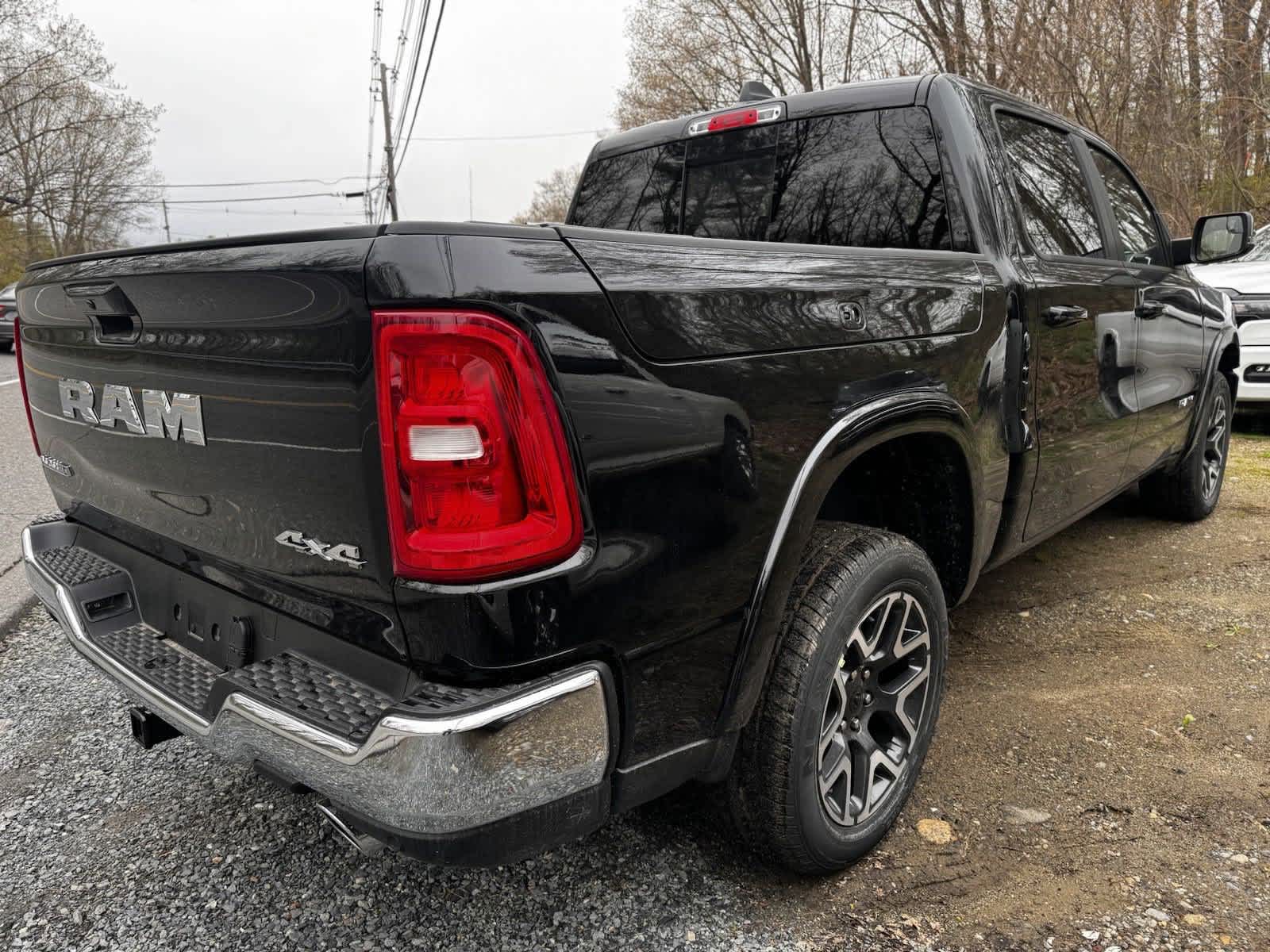 2025 Ram 1500 Laramie 4x4 Crew Cab 57 Box 4