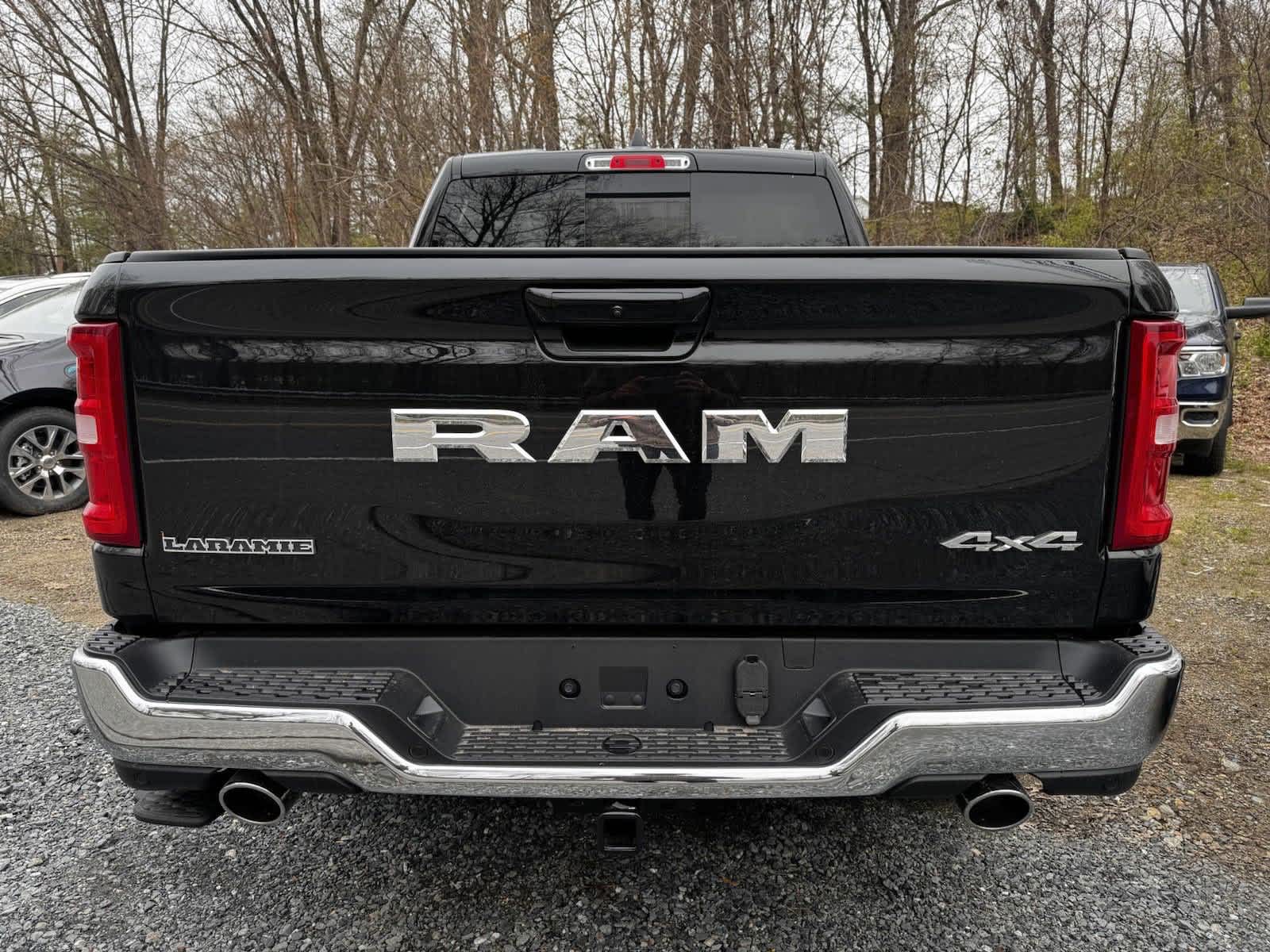 2025 Ram 1500 Laramie 4x4 Crew Cab 57 Box 3