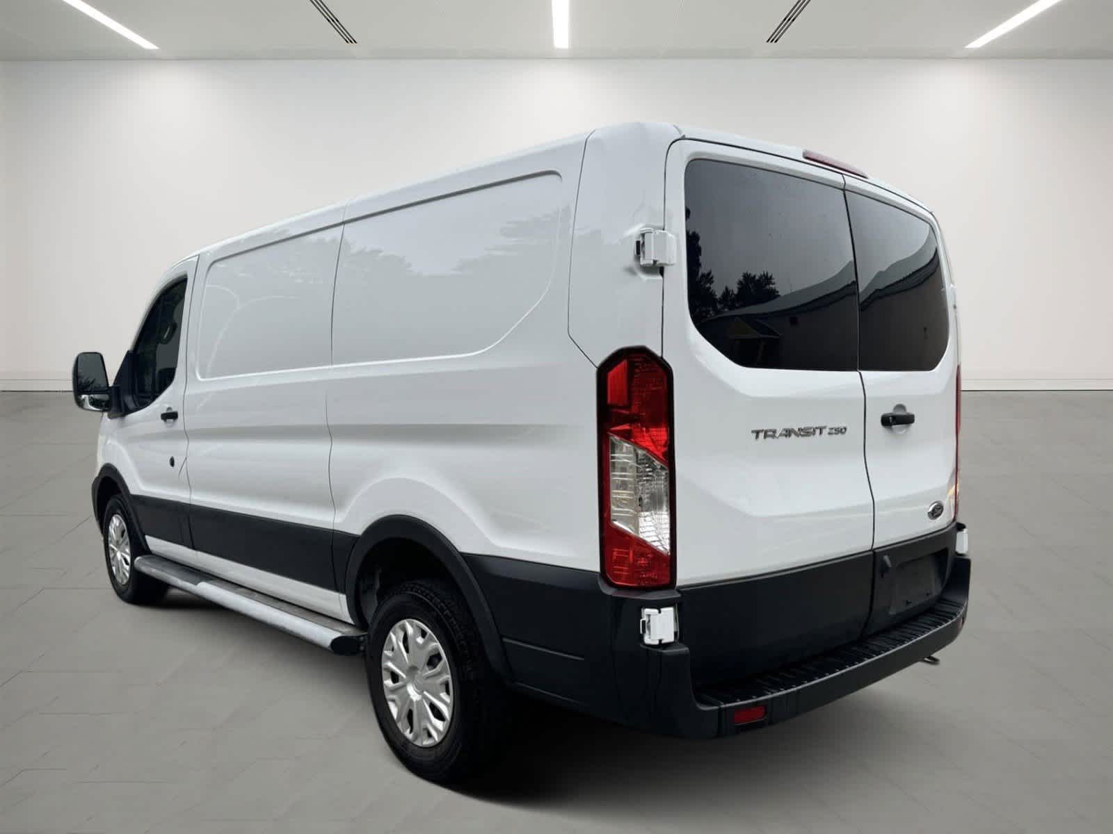 2022 Ford Transit T-250 2