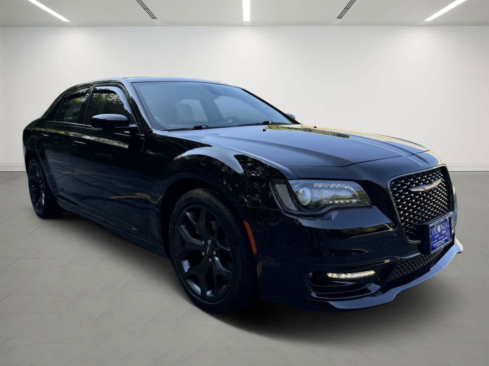 2021 Chrysler 300 300S 5