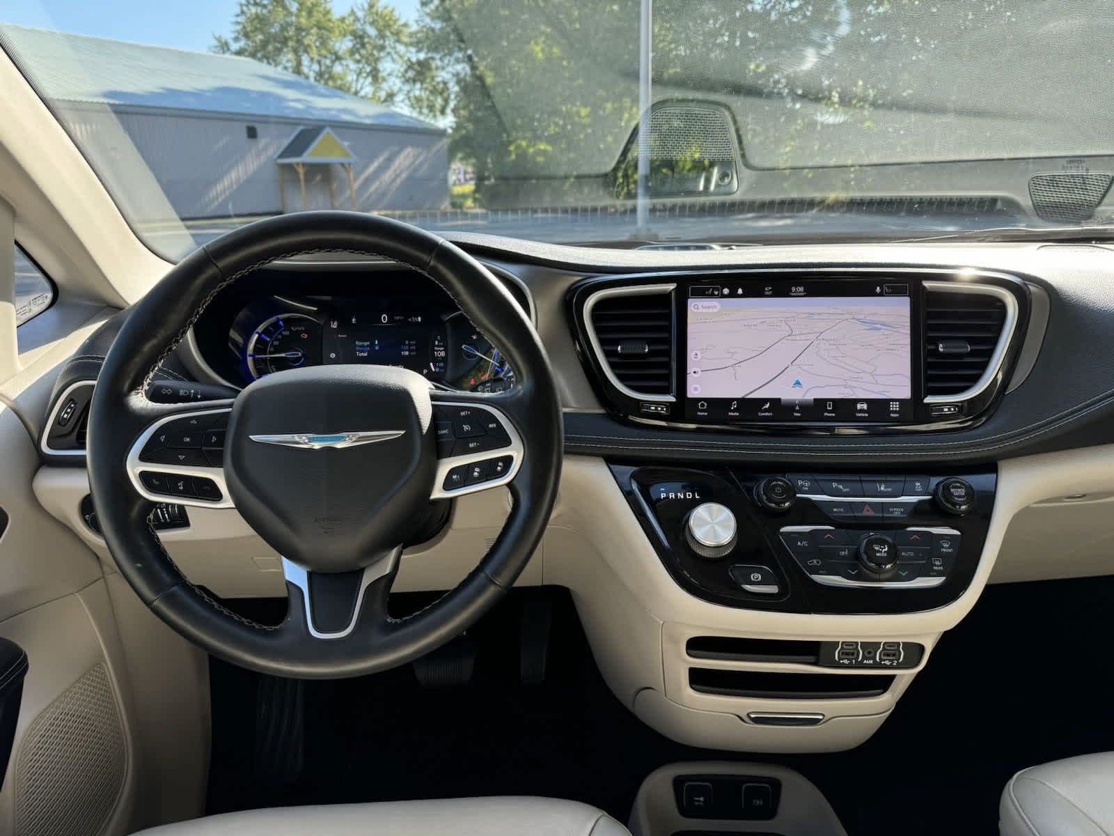 2021 Chrysler Pacifica Hybrid Touring L 16