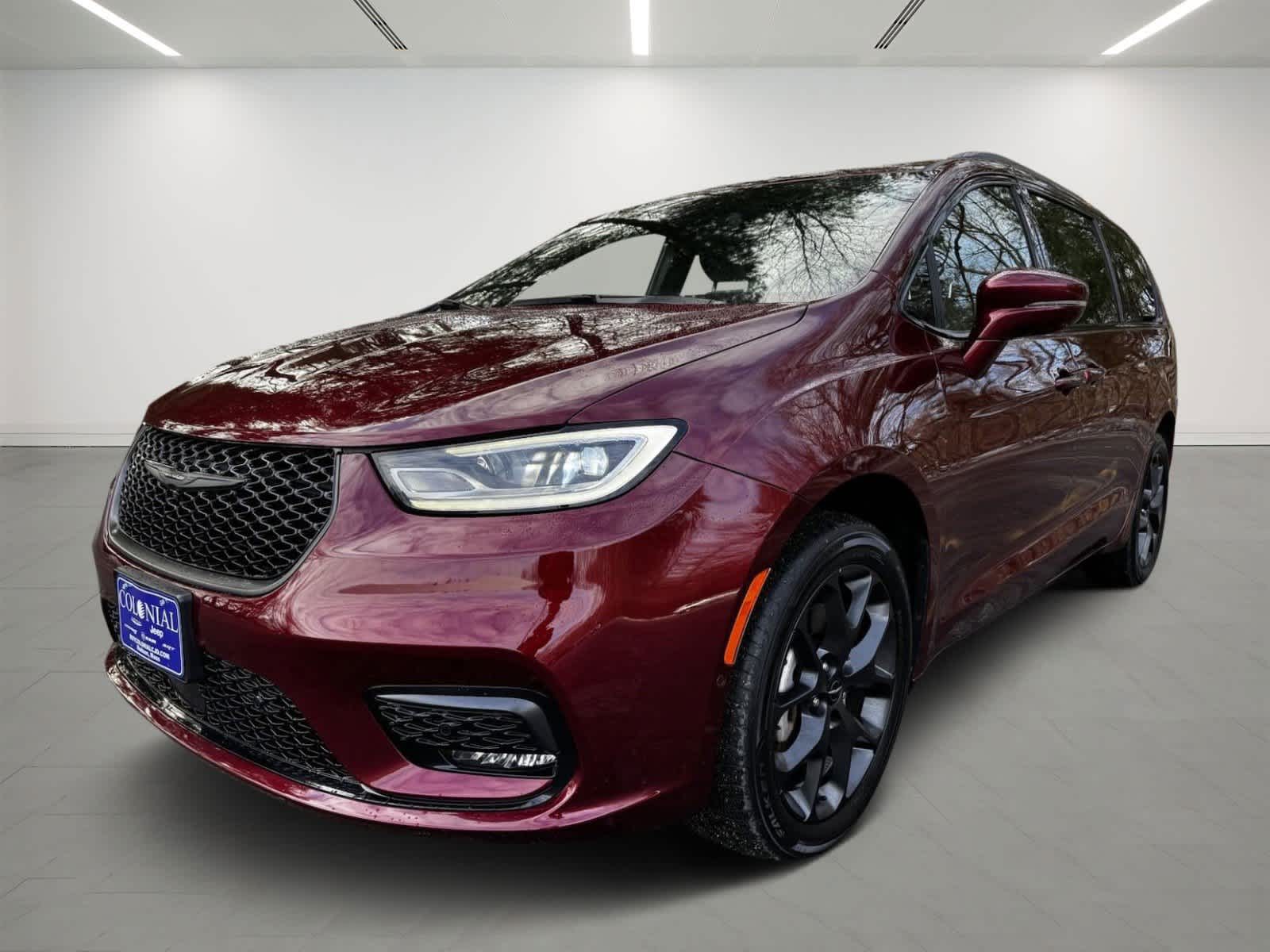 2021 Chrysler Pacifica Limited 1
