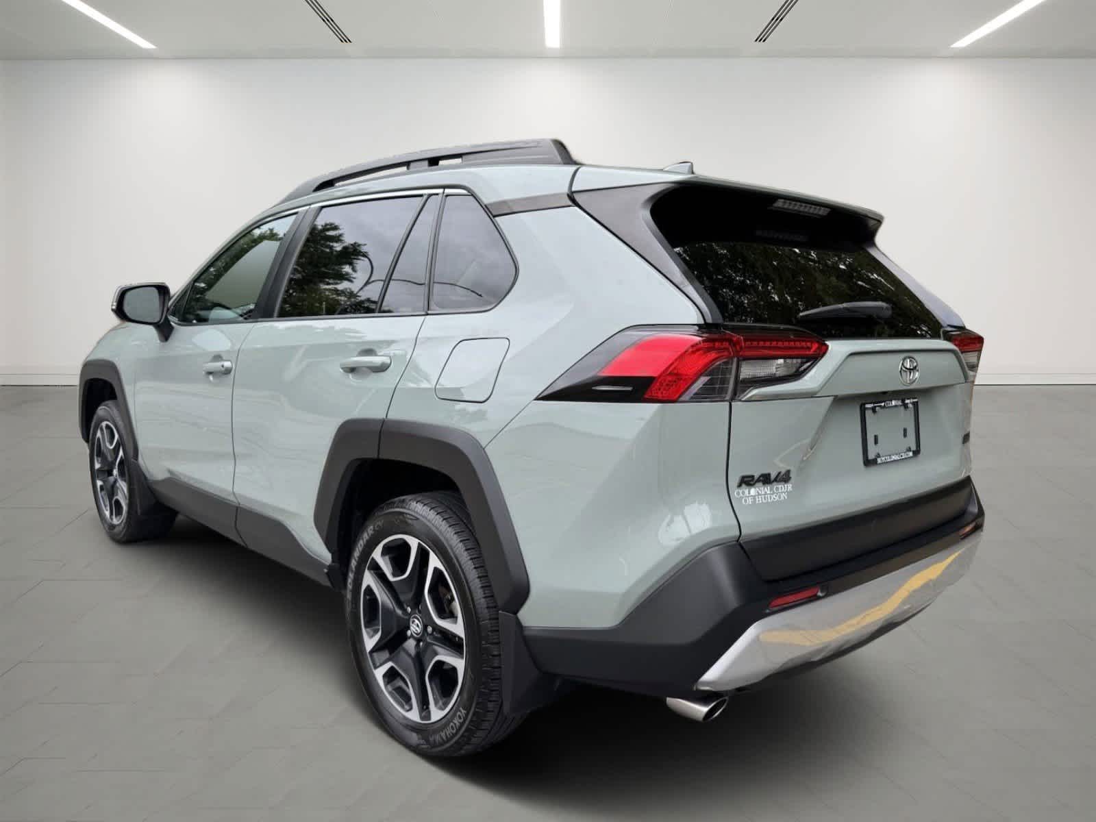 2019 Toyota RAV4 Adventure 2