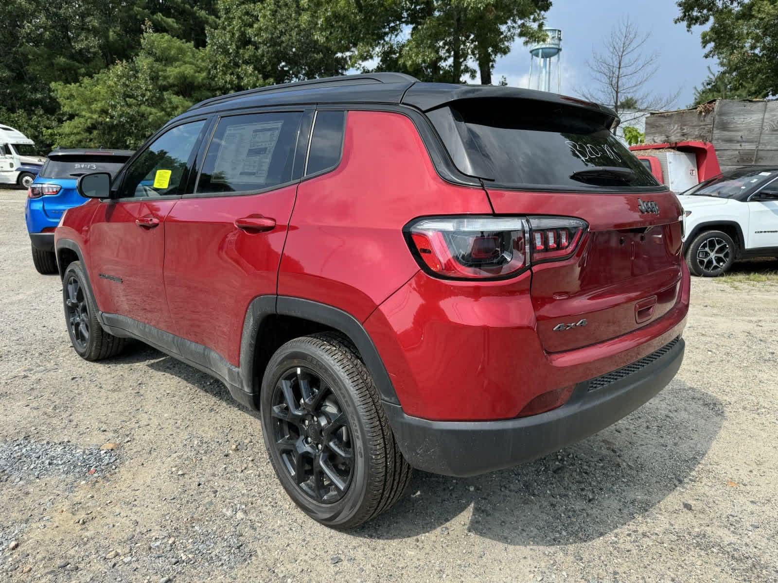 2024 Jeep Compass Latitude 2