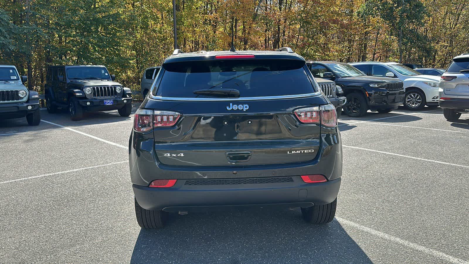 2025 Jeep Compass Limited 3